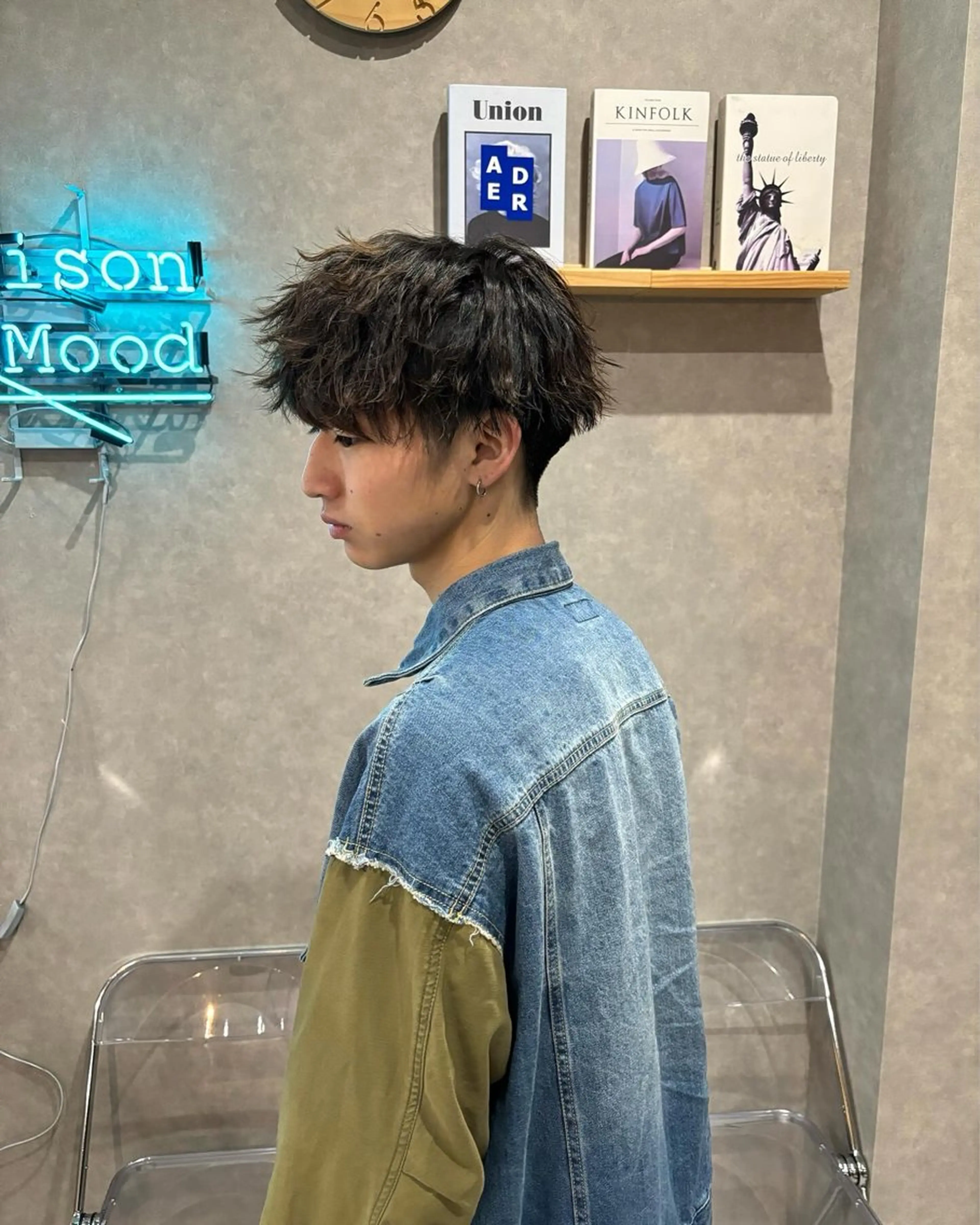 ショート メンズ メンズバレイヤージュ メンズブリーチ メンズハイライト メンズインナーカラー メンズ韓国風 カット 長谷川 湧のヘアスタイル