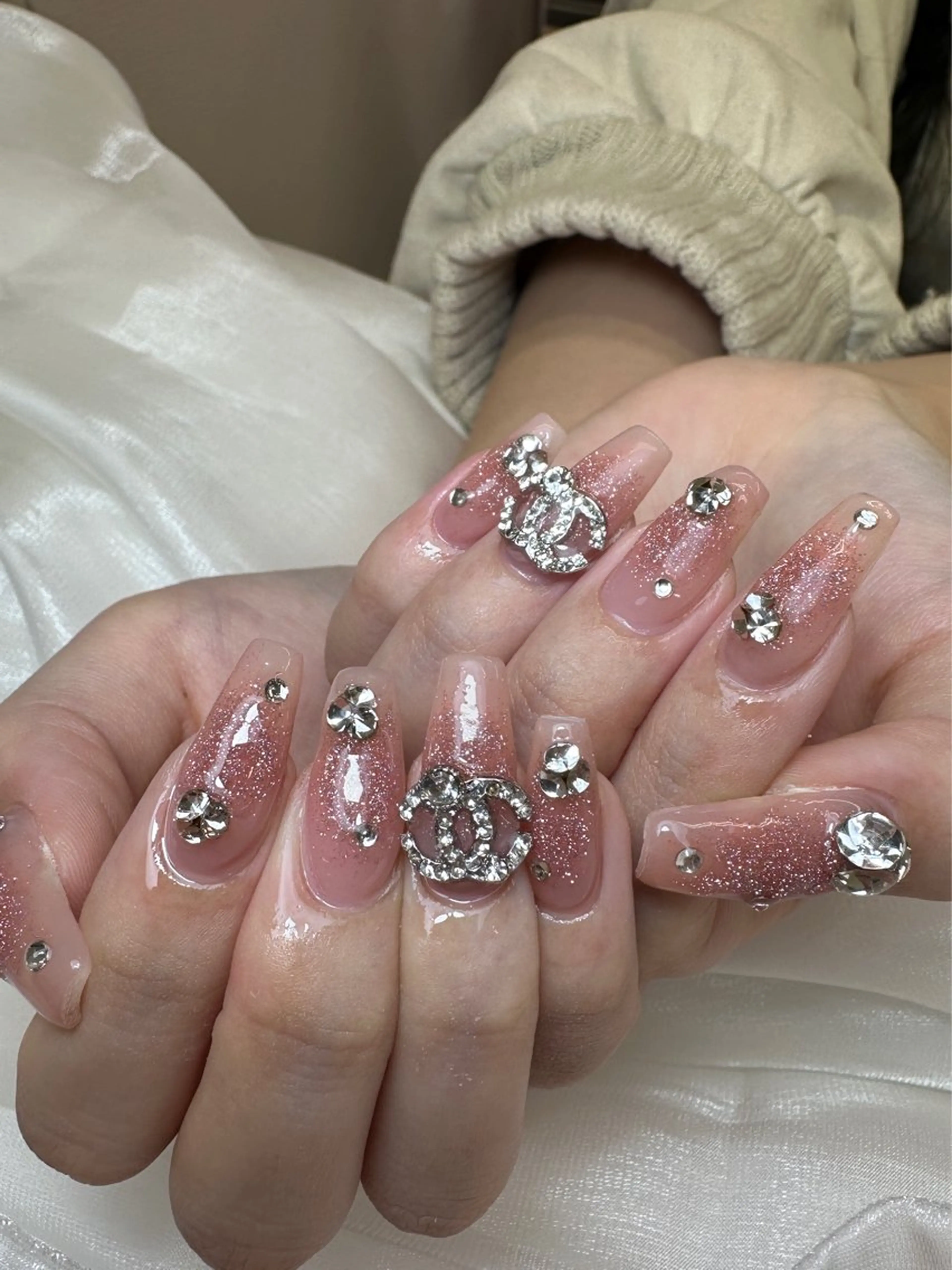 ネイル アートネイル ゴージャス ラメ(グリッター) ピンク ハンドネイル Umi nail& eyelash ゆみのネイルデザイン