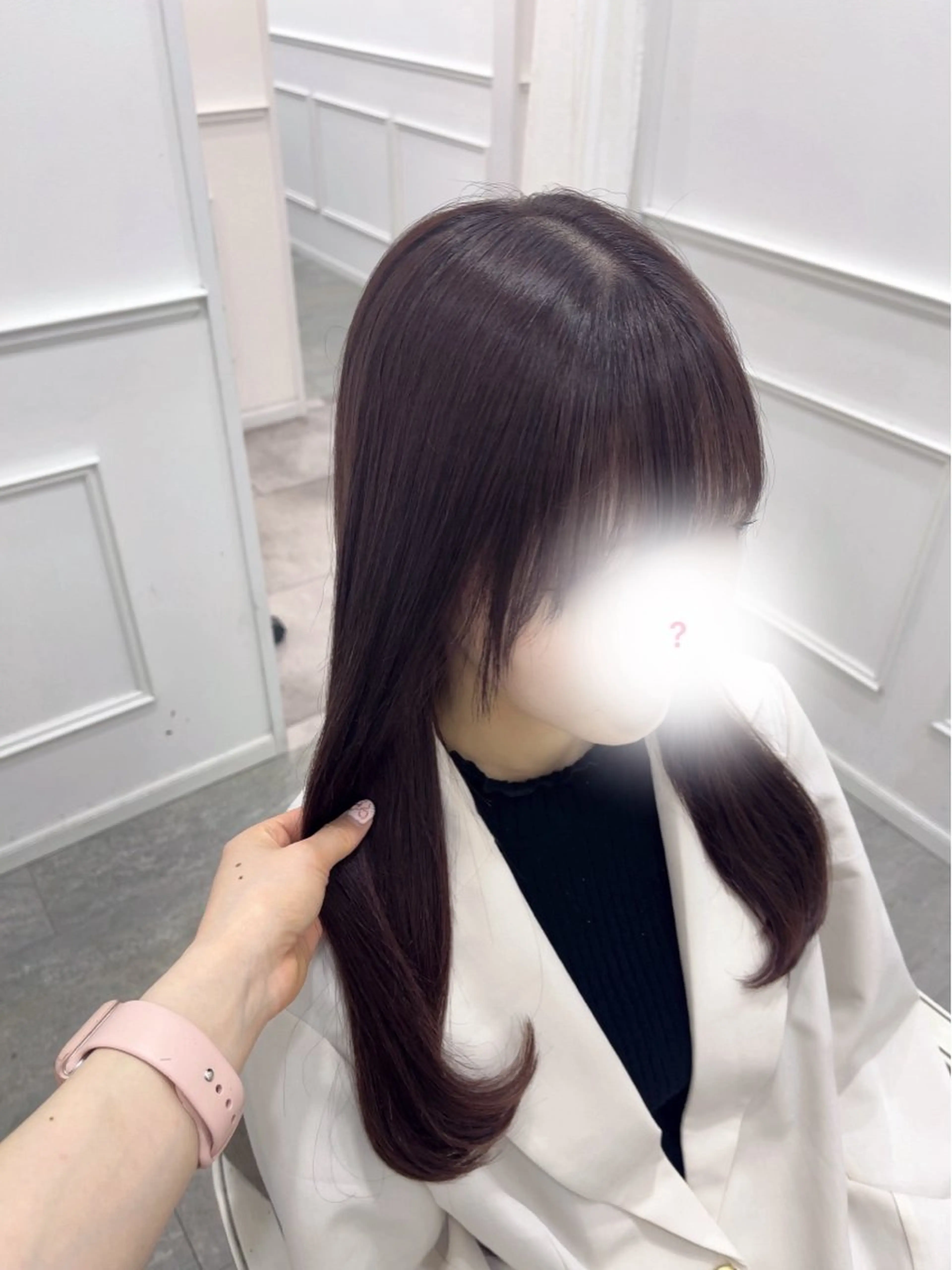 ロング カラー 新井 凪のヘアスタイル