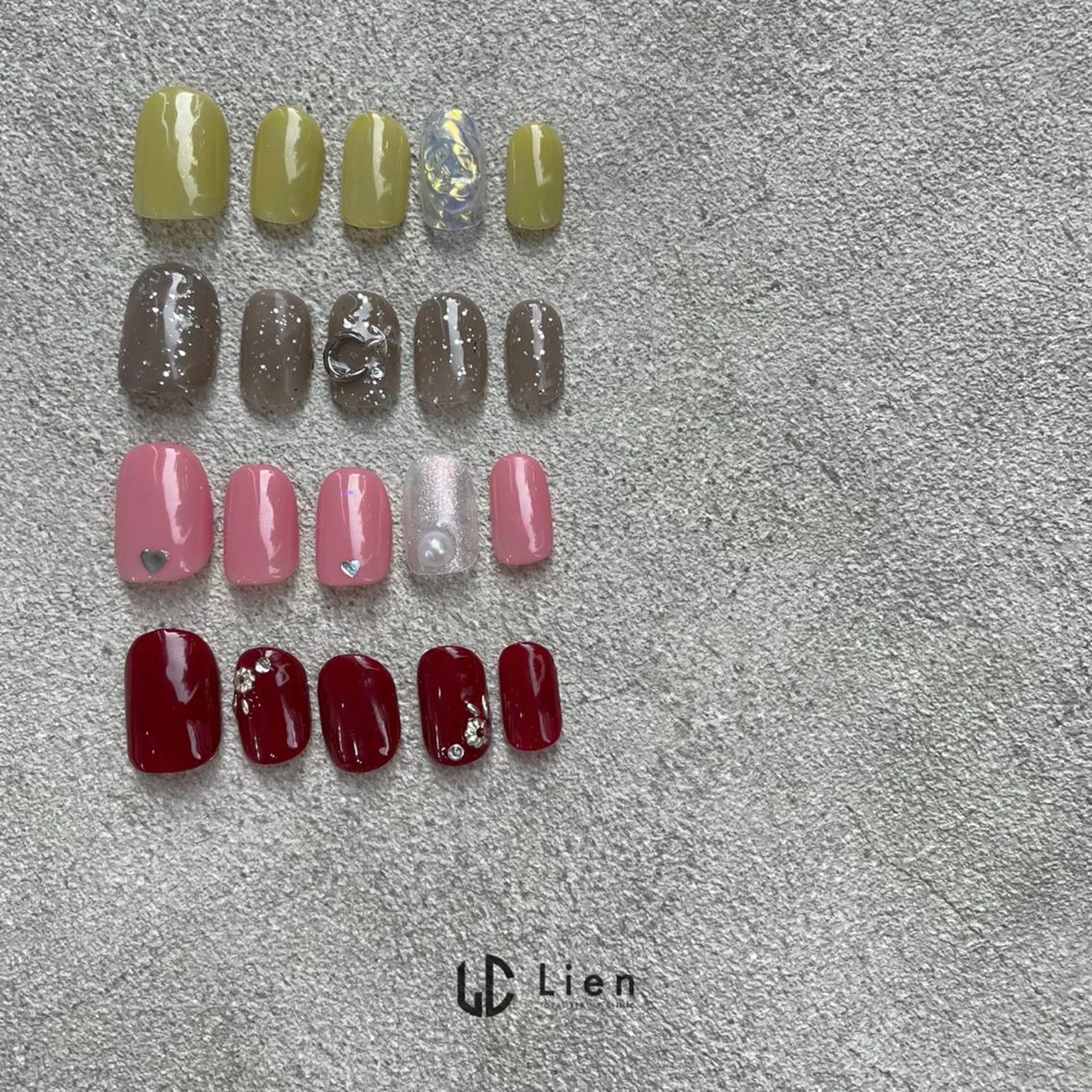 ネイル 山田 真里のネイルデザイン