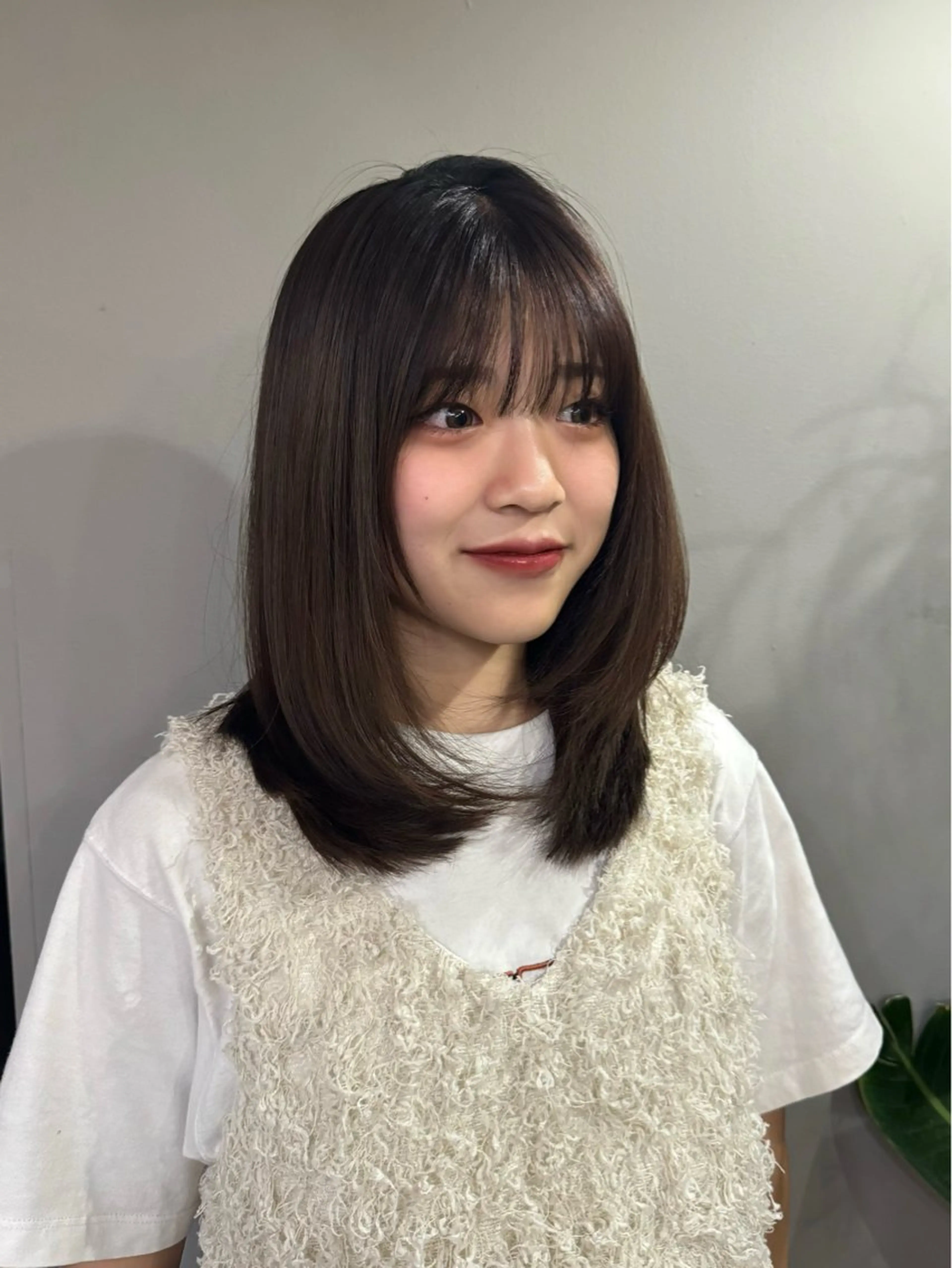 セミロング ヘアカラー トリートメント Nene Murakamiのヘアスタイル