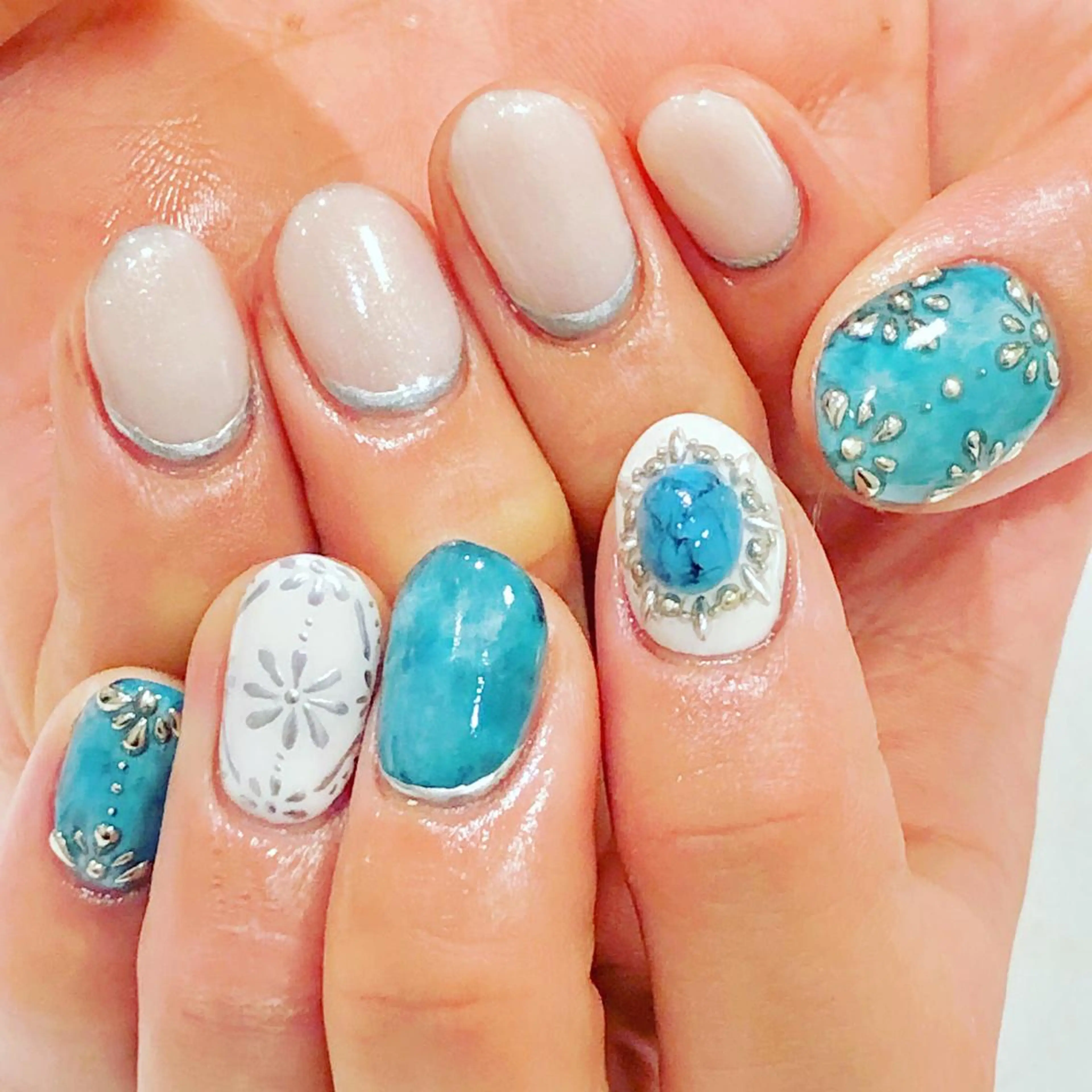 ネイル 坂本 萌のネイルデザイン