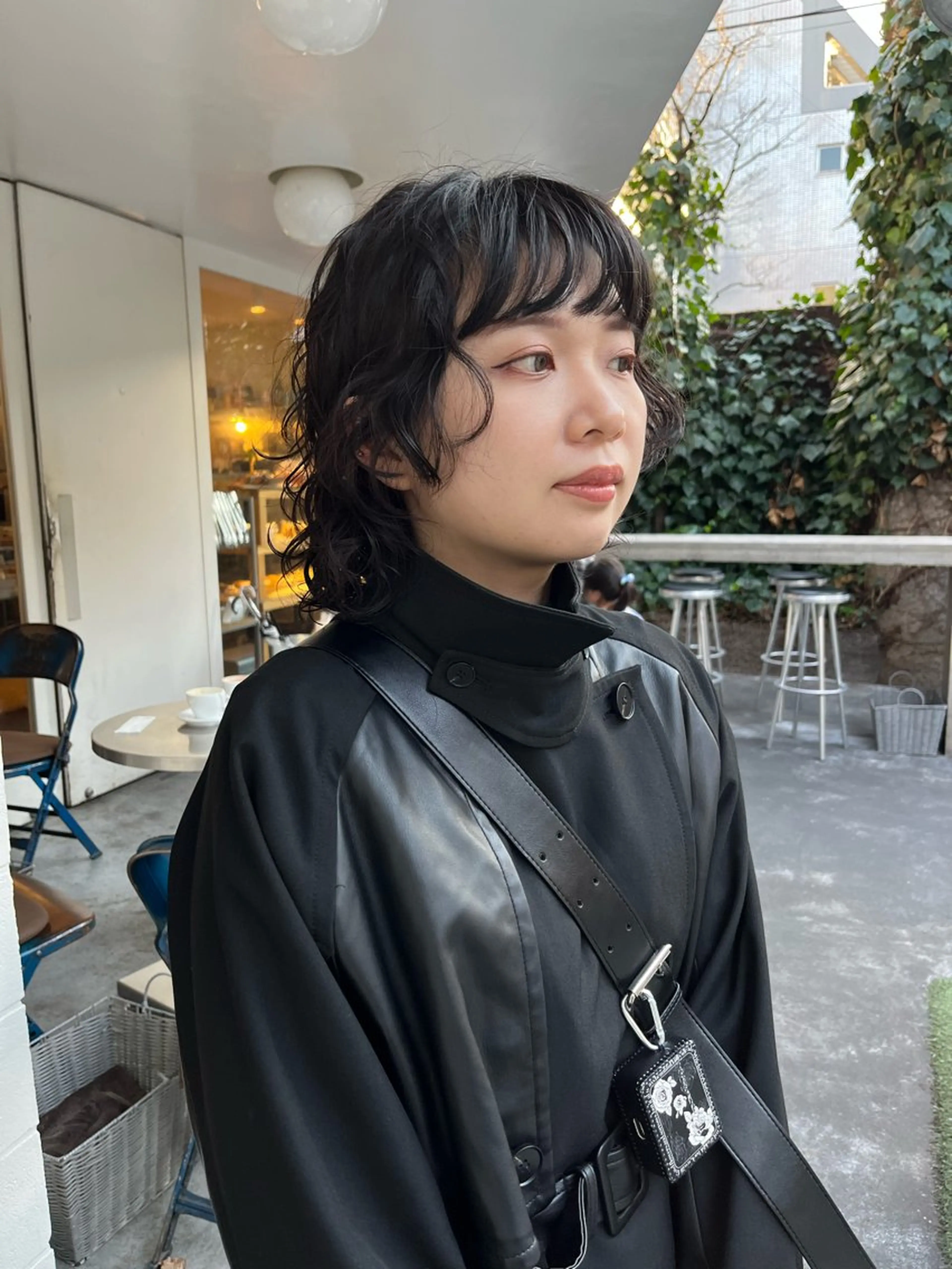 ミディアム カラー パーマ ボブ 伸ばしかけ ウルフカット ボブパーマ/パーマ ウルフパーマのヘアスタイル