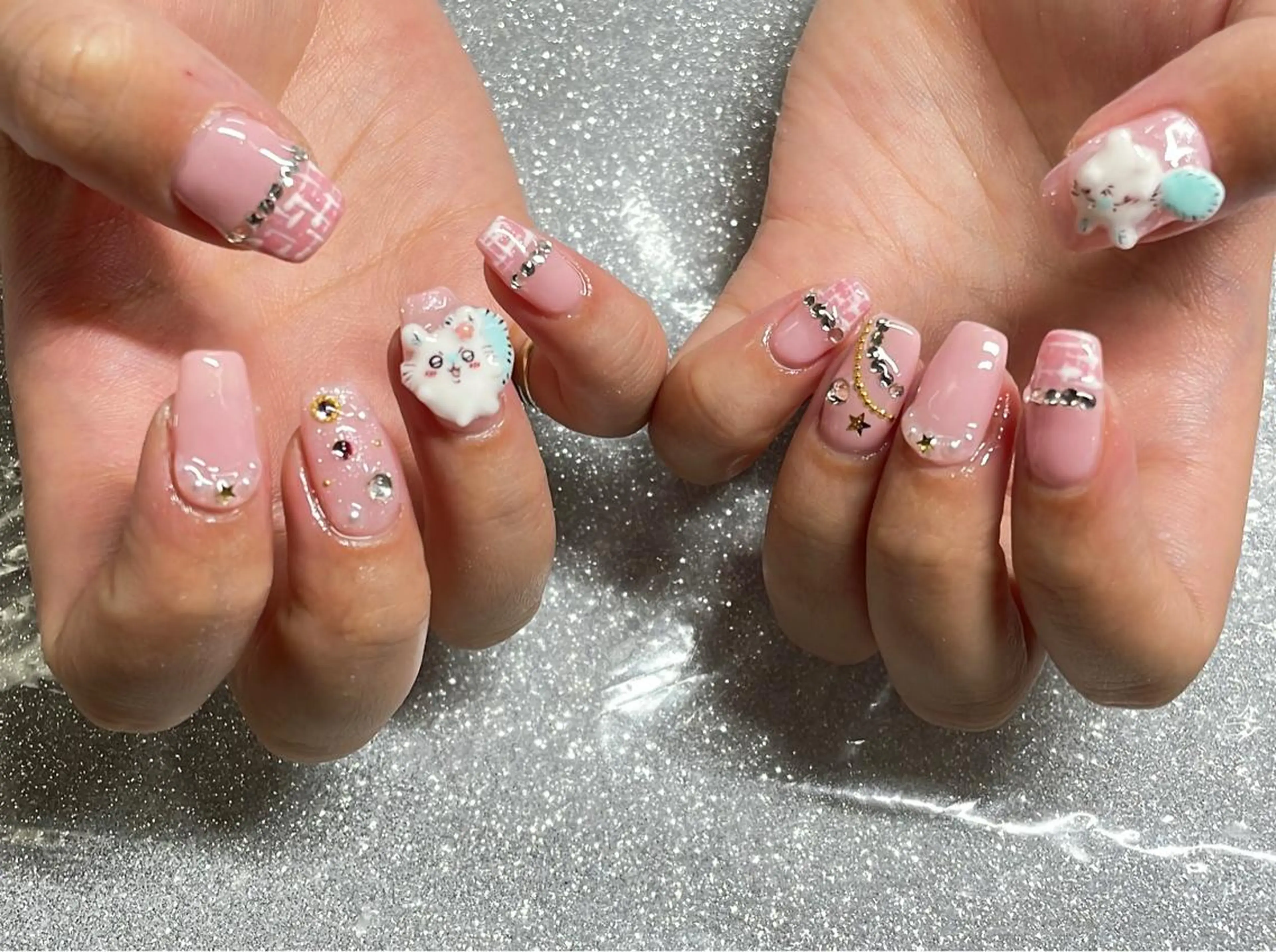 ネイル ハンドネイル VIERU 🌈🎀💖のネイルデザイン