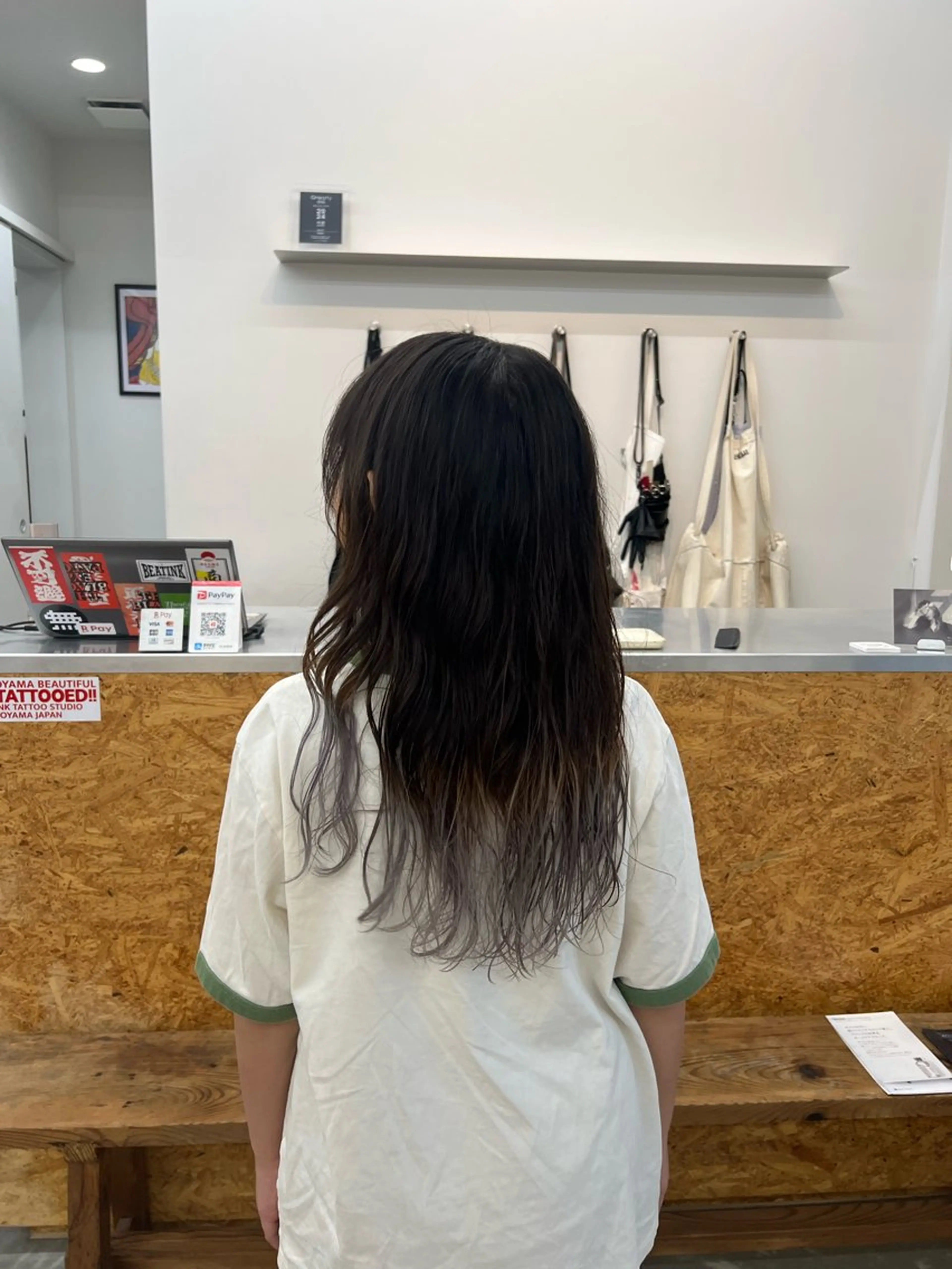 ロング ヘアカラー トリートメント Yuito/カラー/ ブリーチ/ストレートのヘアスタイル