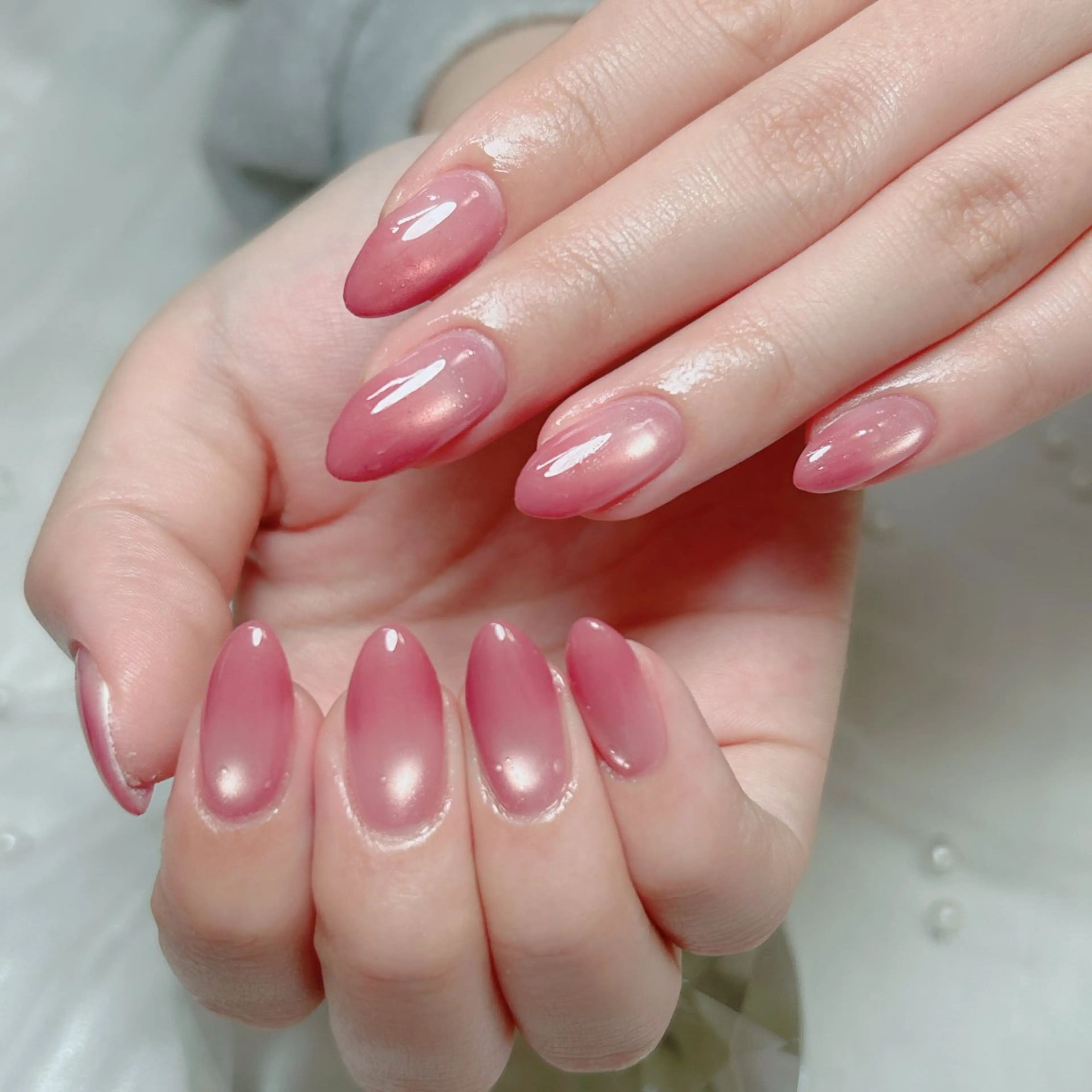 ネイル ジェルネイル グラデーション キラキラネイル 韓国ネイル ラメ(グリッター) ハンドネイル Cute Tips nailのネイルデザイン
