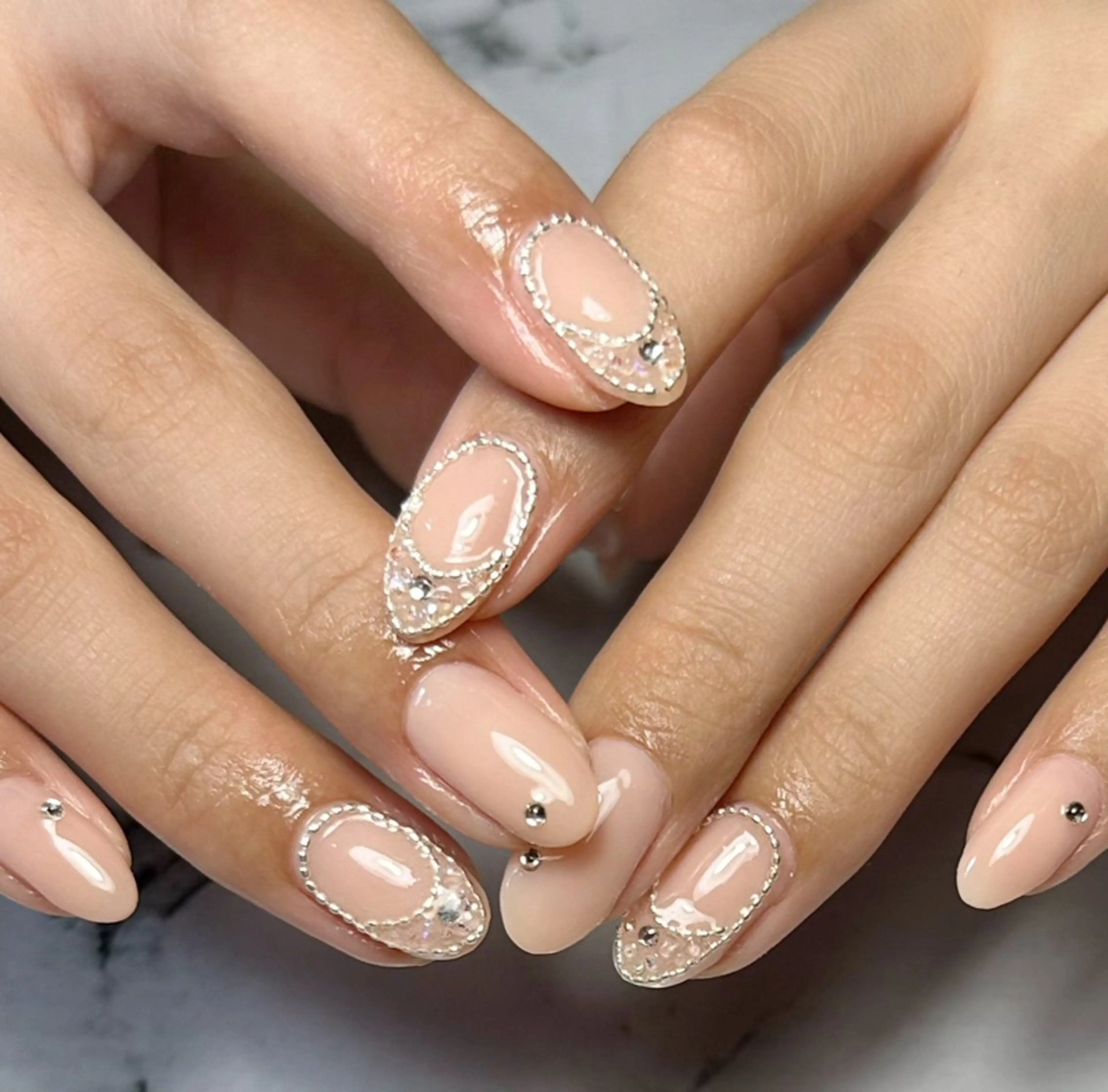 ネイル 新山 聖のネイルデザイン