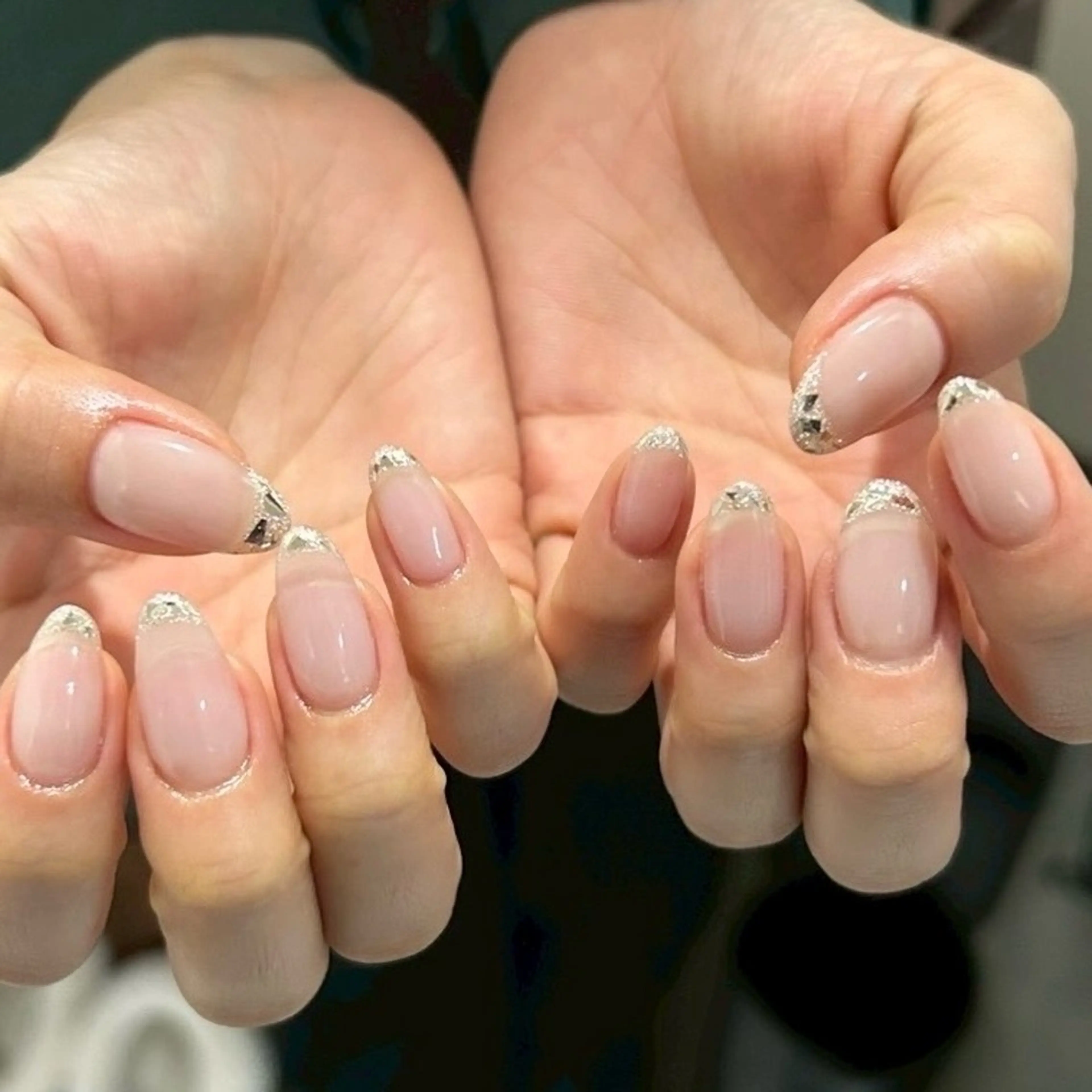 ネイル フレンチネイル ガラスフレンチ ハンドネイル +me【プラスミー】 nemのネイルデザイン