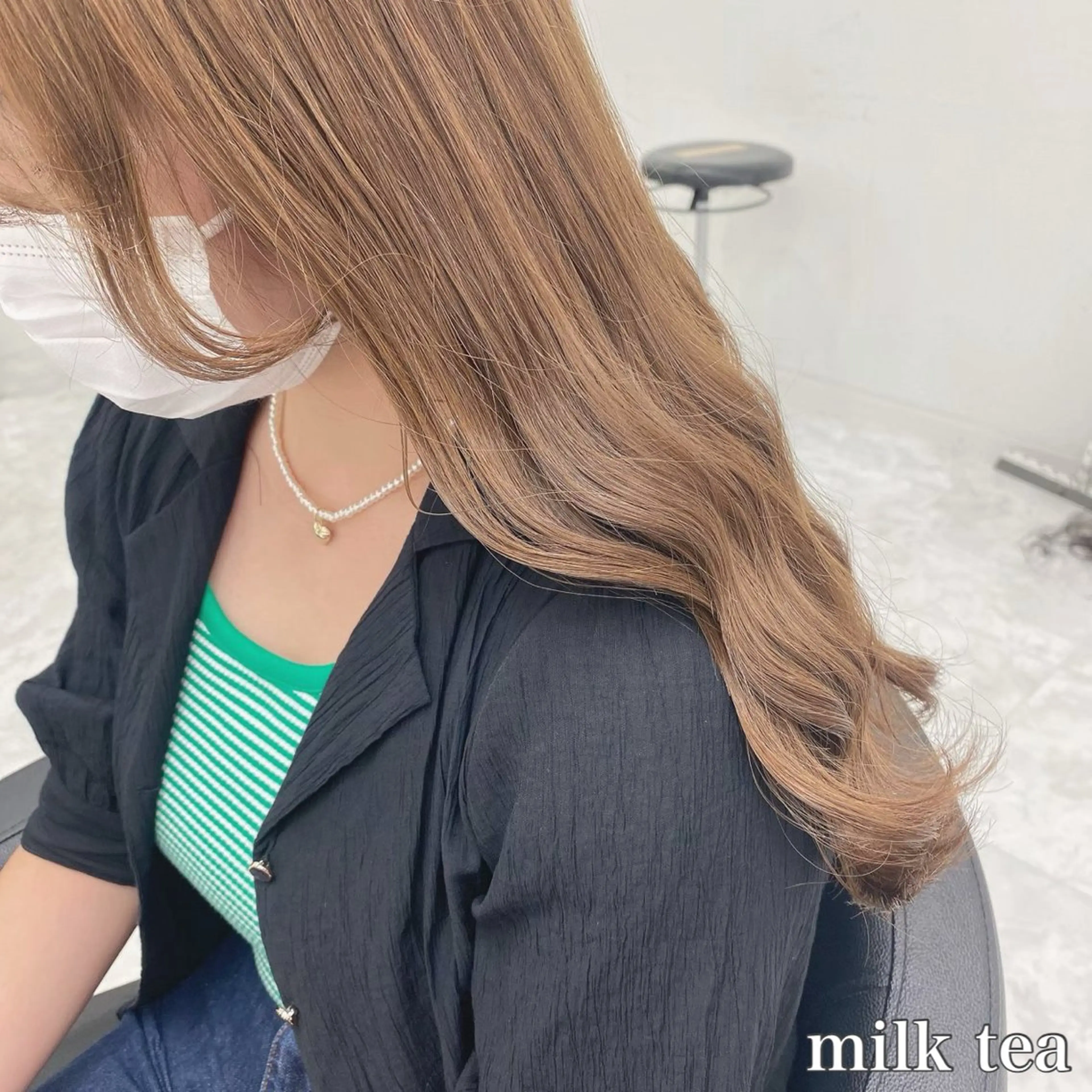 セミロング カラー ヘアアレンジ 🫧モテる💗ダメー ジレスハイトーン🫧のヘアスタイル