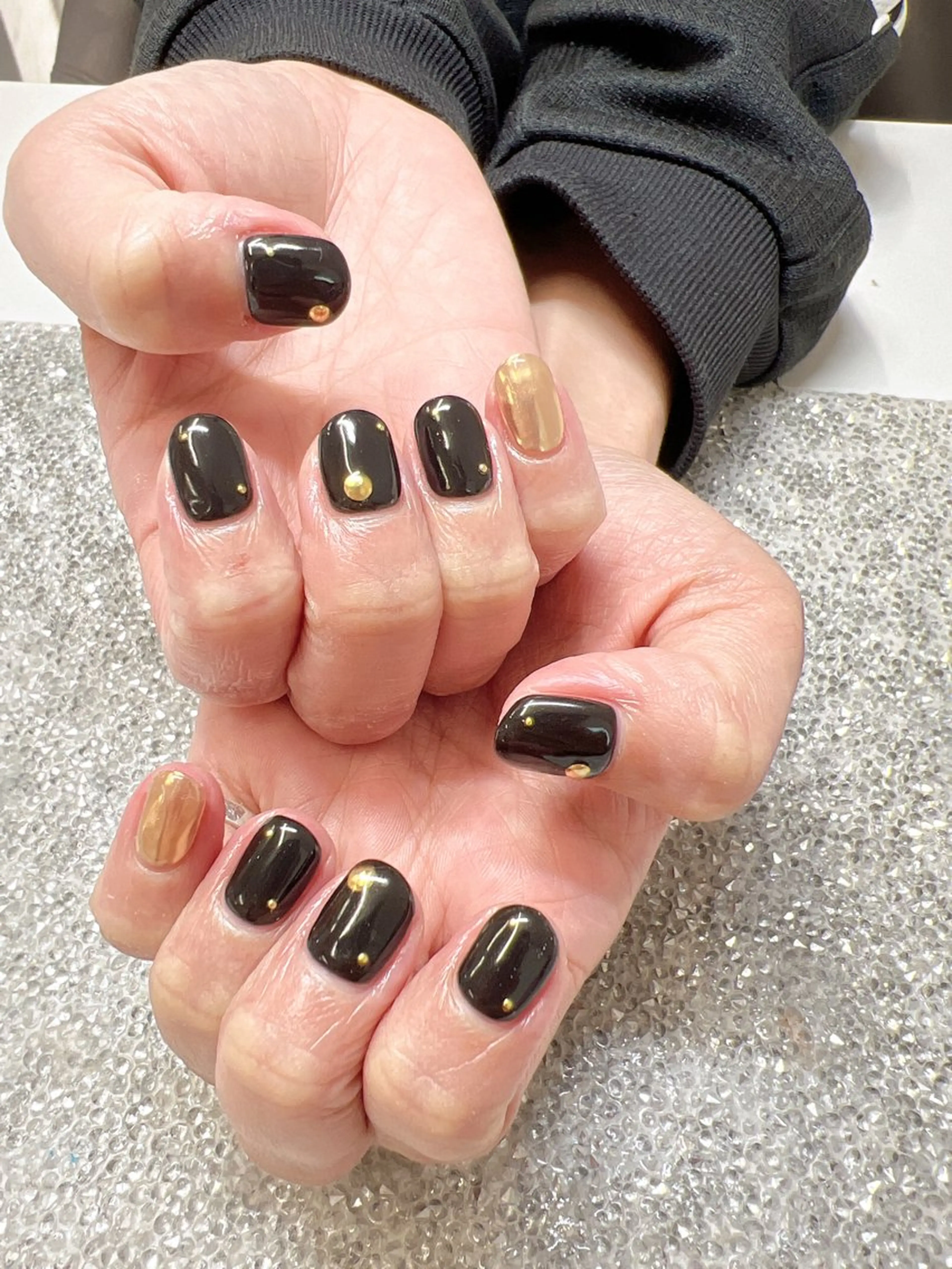 ネイル ガレンドウ 白澤 愛子のネイルデザイン