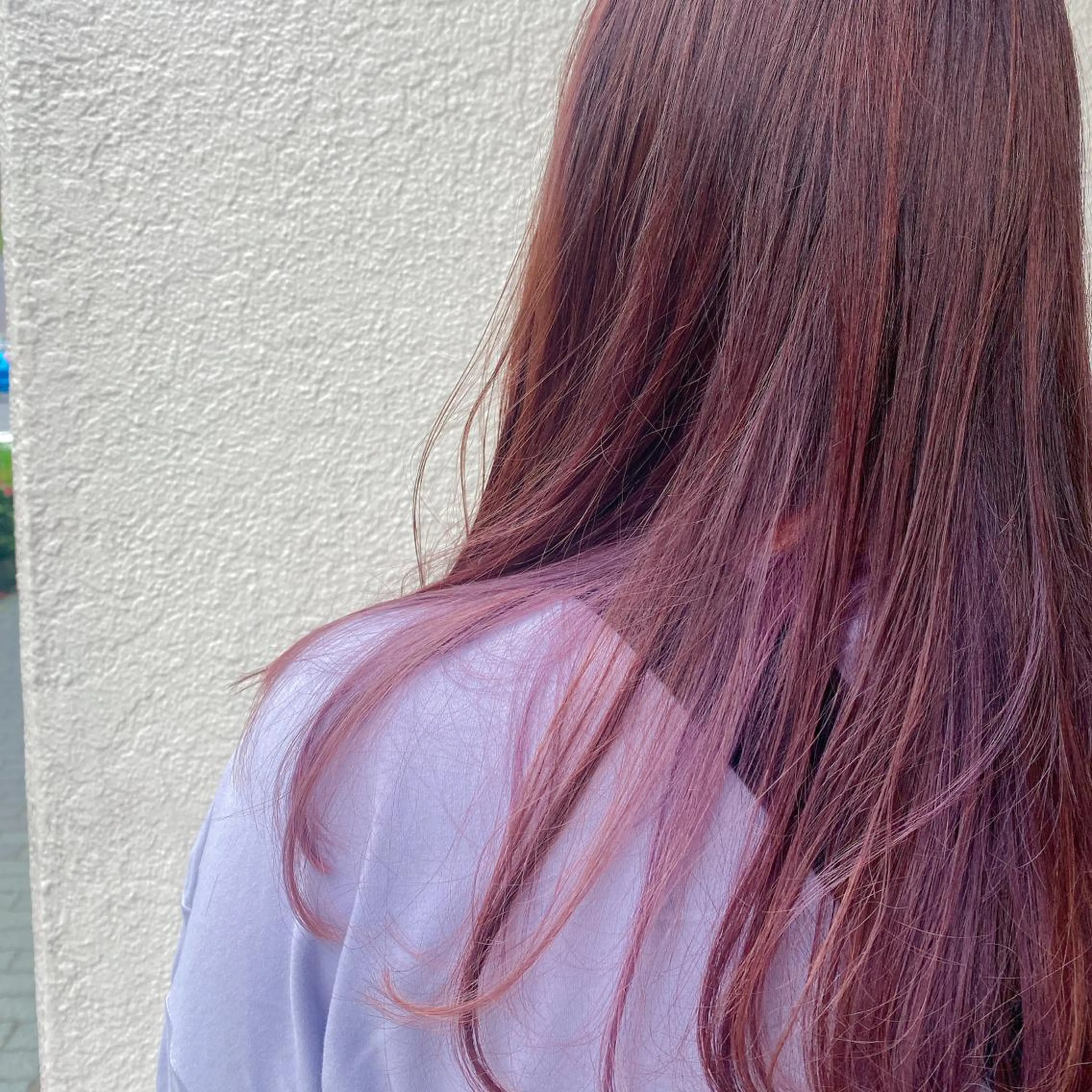 セミロング パープルカラー 山本 夏未のヘアスタイル