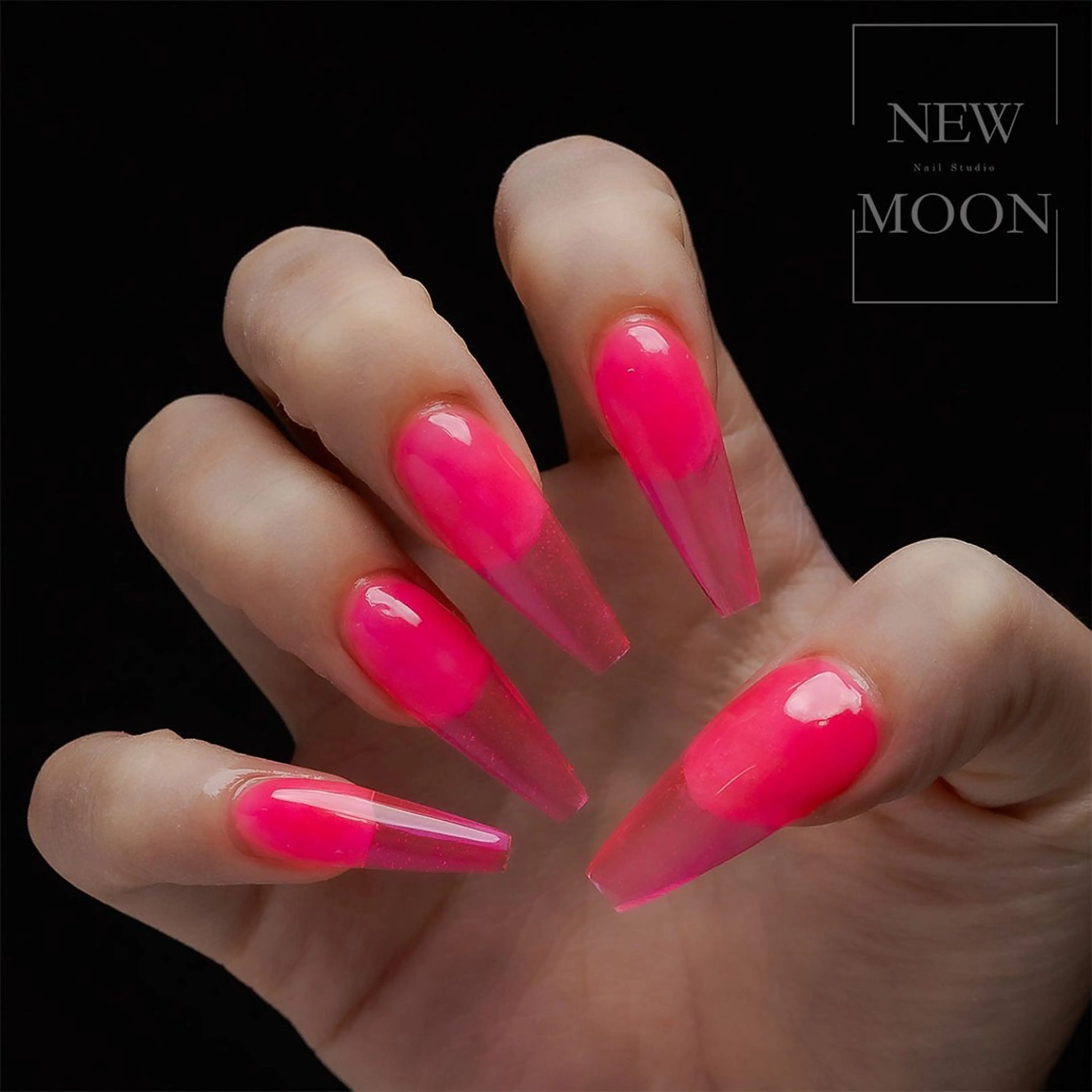 ネイル ハンドネイル NEWMOON maki_恵比寿のネイルデザイン