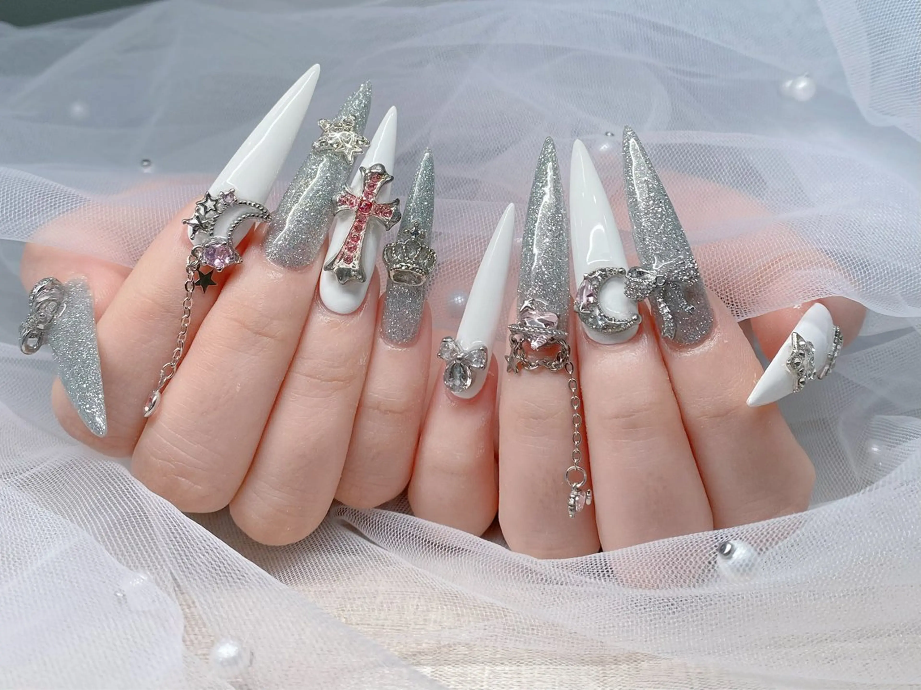 ネイル オーロラネイル ブルー チークネイル 長さ出し フットネイル ハンドネイル チップ長さ出し 専門店のネイルデザイン