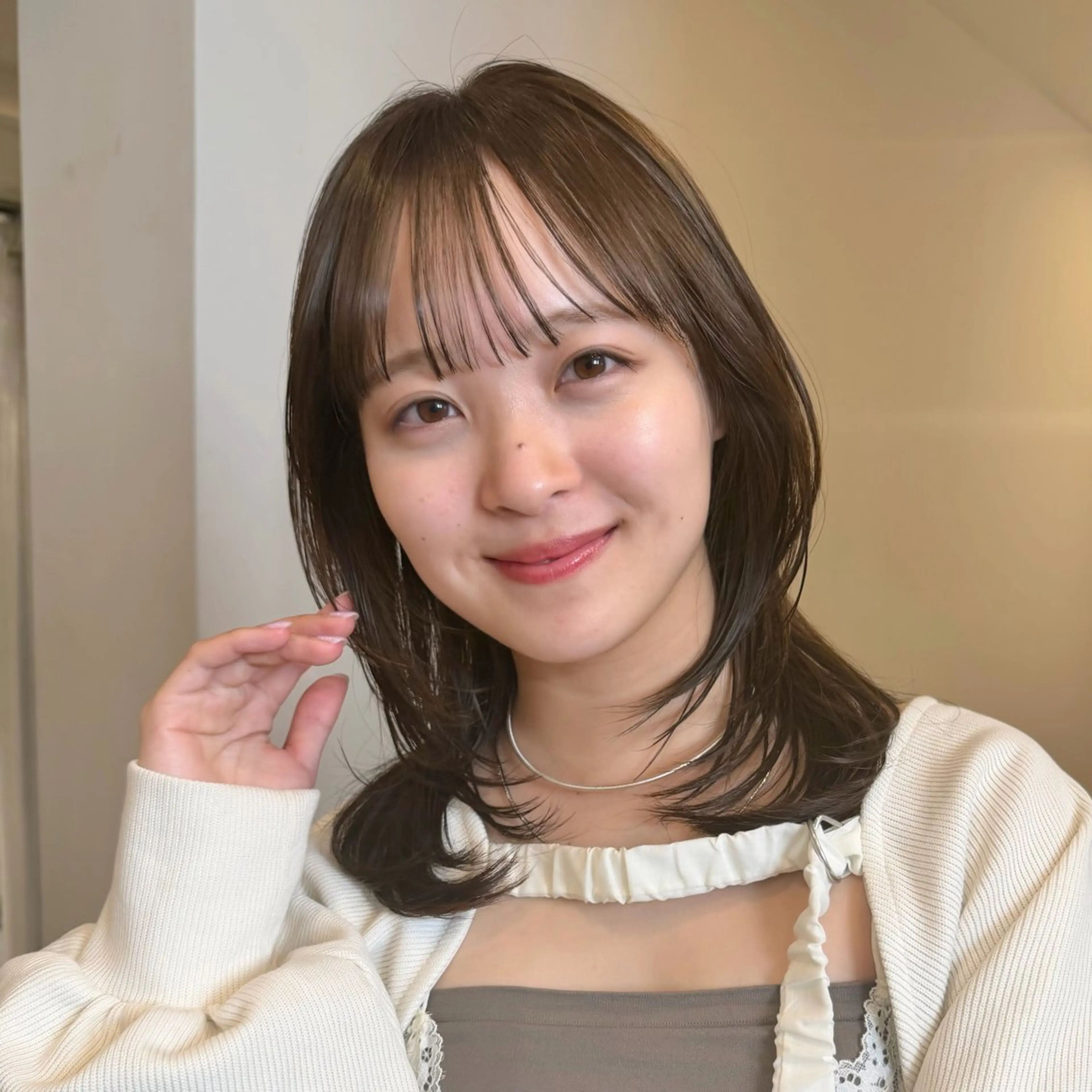 ミディアム カラー SAKI 新宿のヘアスタイル