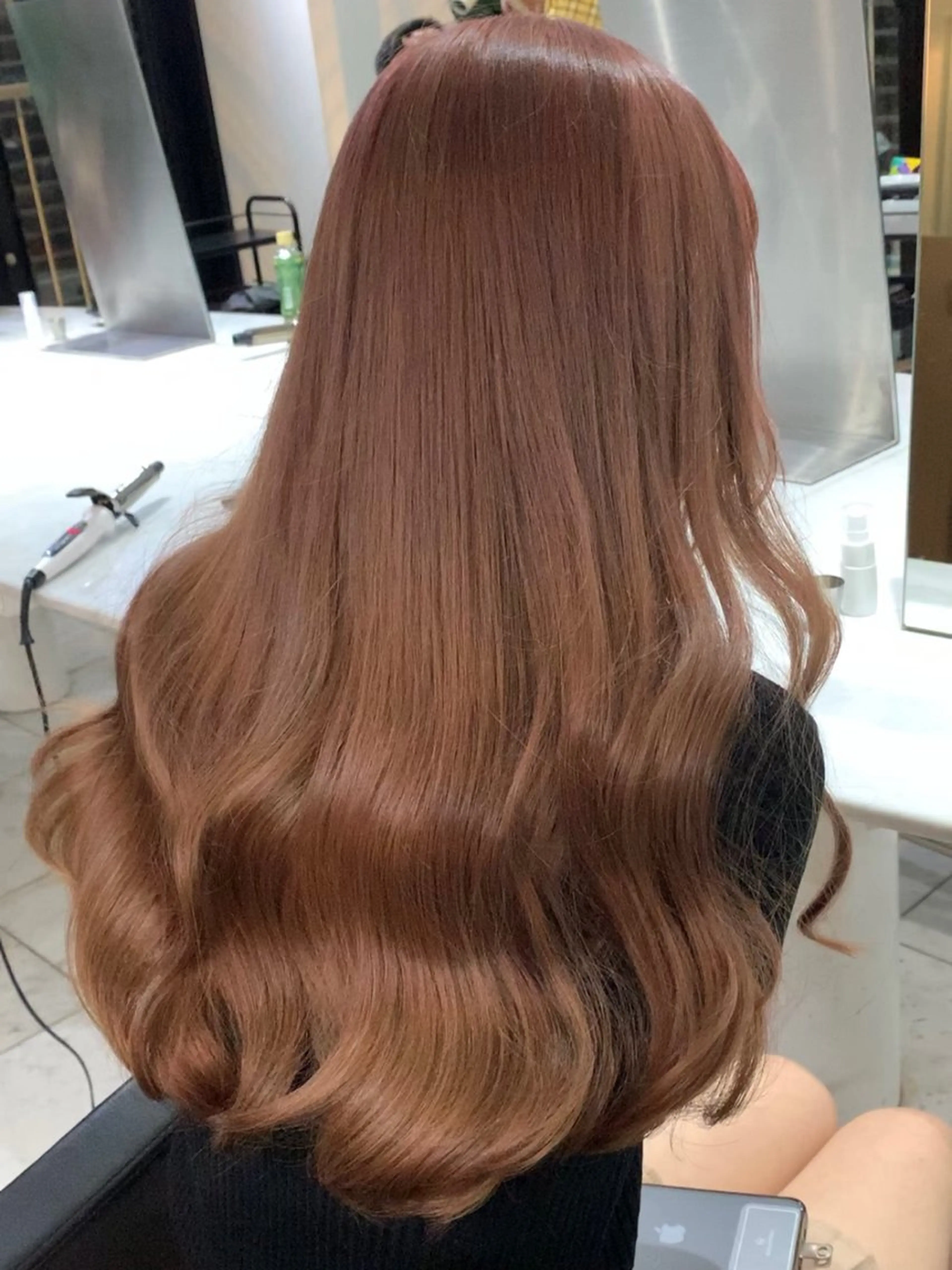 ロング カラー ベージュカラー ブリーチ ケアブリーチ ダブルカラー トリートメント カット ヘアカラー トリートメント RYOSUKE ハイトーンのヘアスタイル