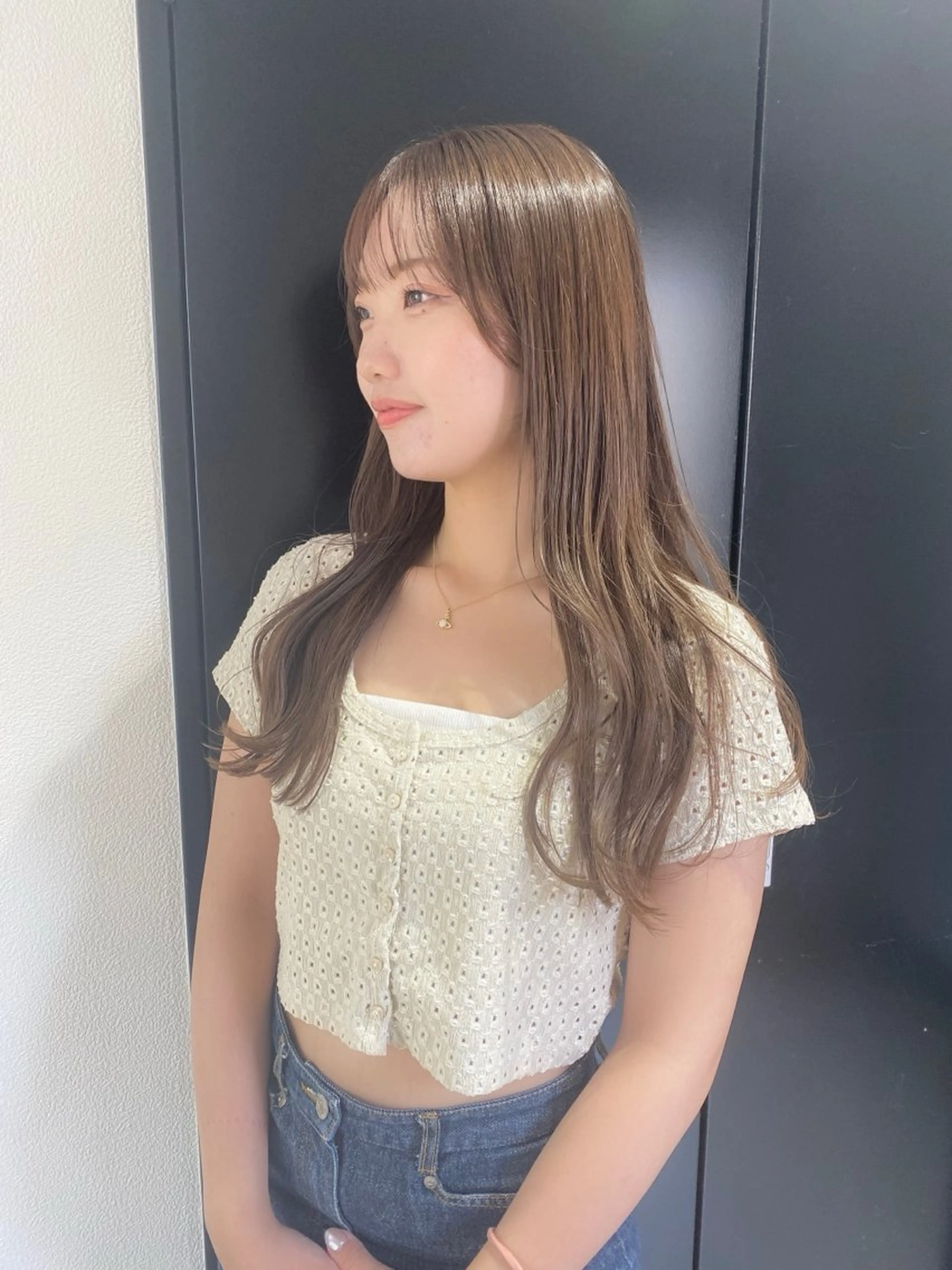 ロング カラー 寒河江 友花のヘアスタイル