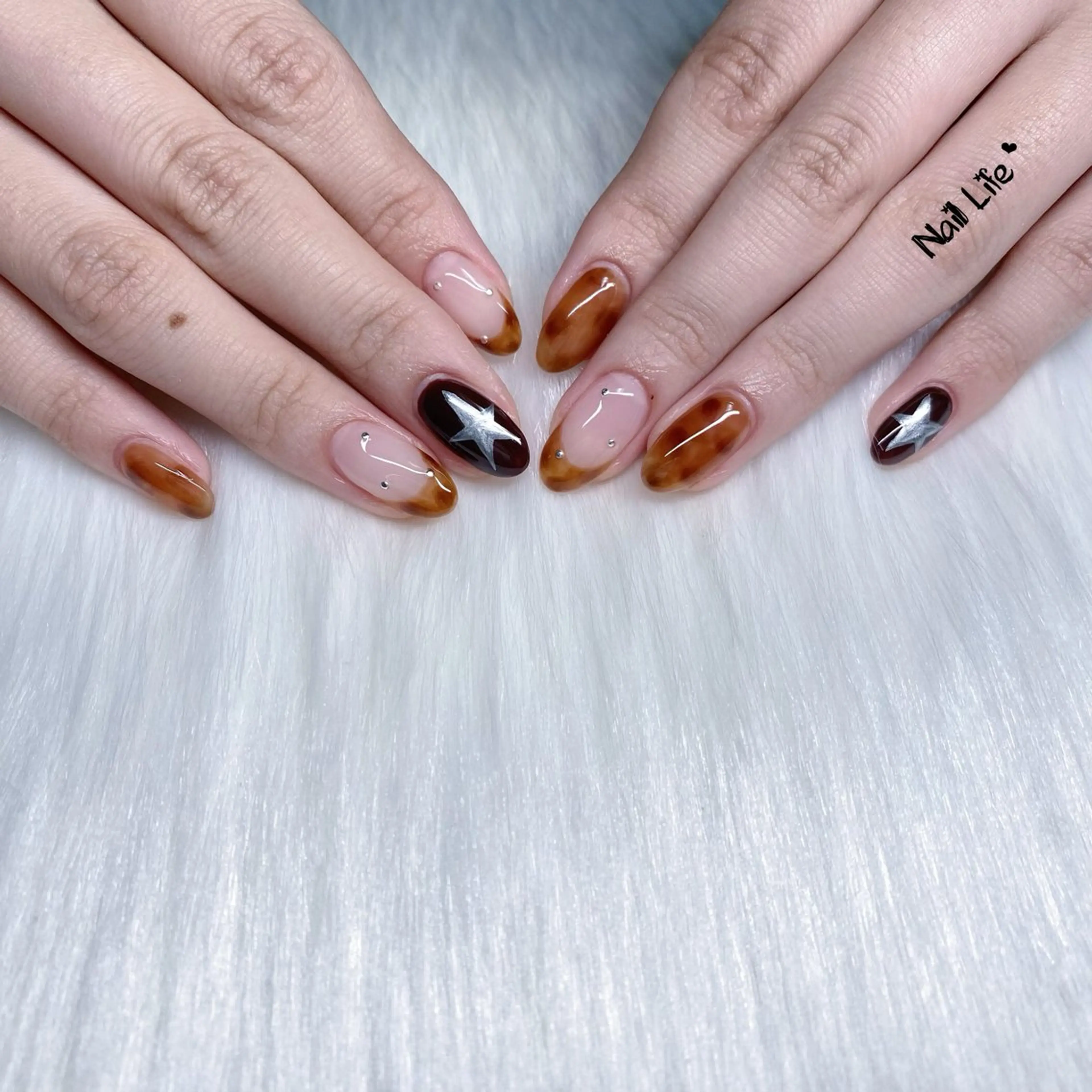 ネイル ハンドネイル Nail Lifeのネイルデザイン