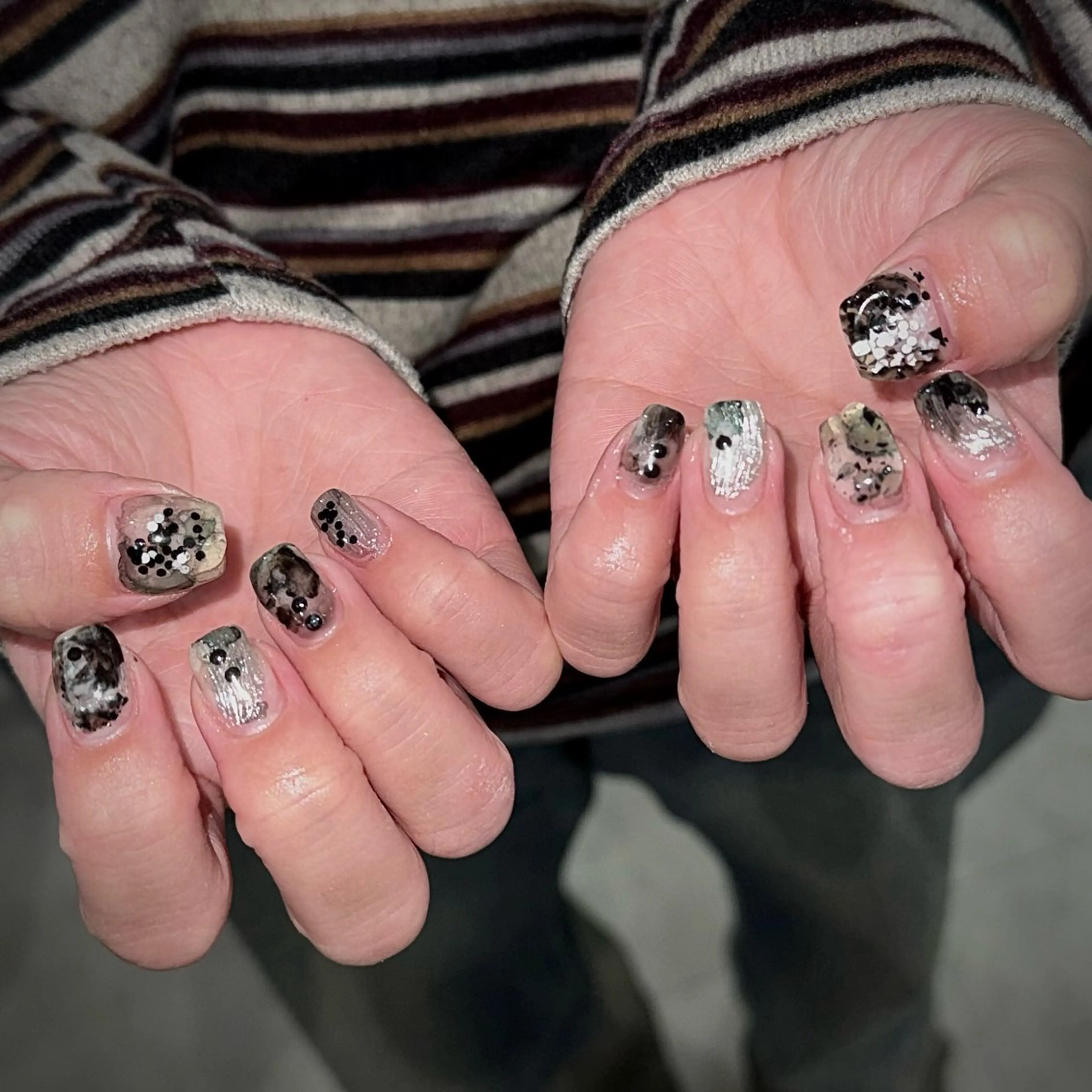 ネイル ハンドネイル 𝙃𝙖𝙧𝙪⋆ ˚꩜｡個性派のネイルデザイン