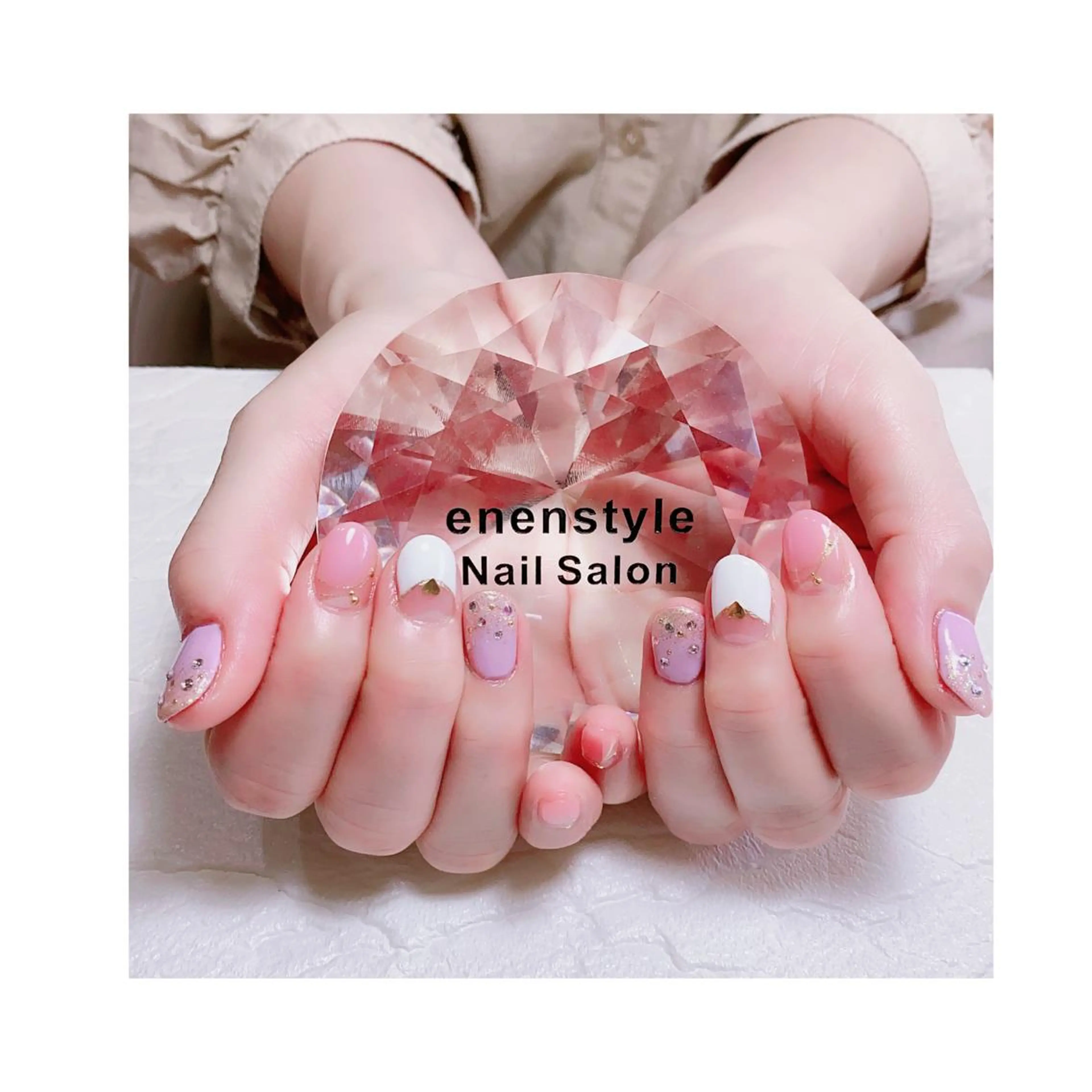 ミディアム ネイル ジェルネイル ニュアンスネイル オフィスネイル ワンカラーネイル パラジェル ハンドネイル 👑enen style👑のネイルデザイン