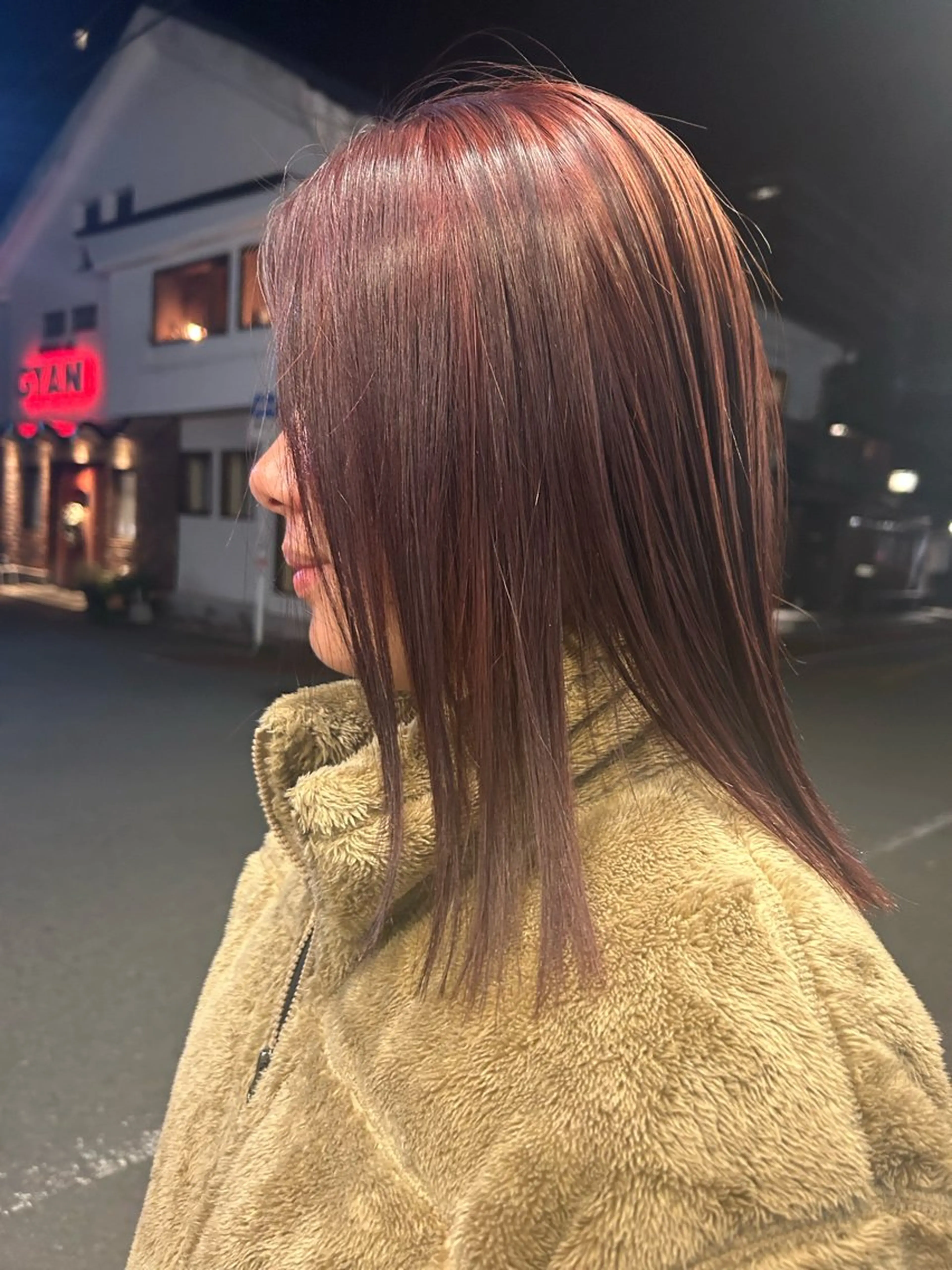 ミディアム カラー 宮前 芽衣のヘアスタイル