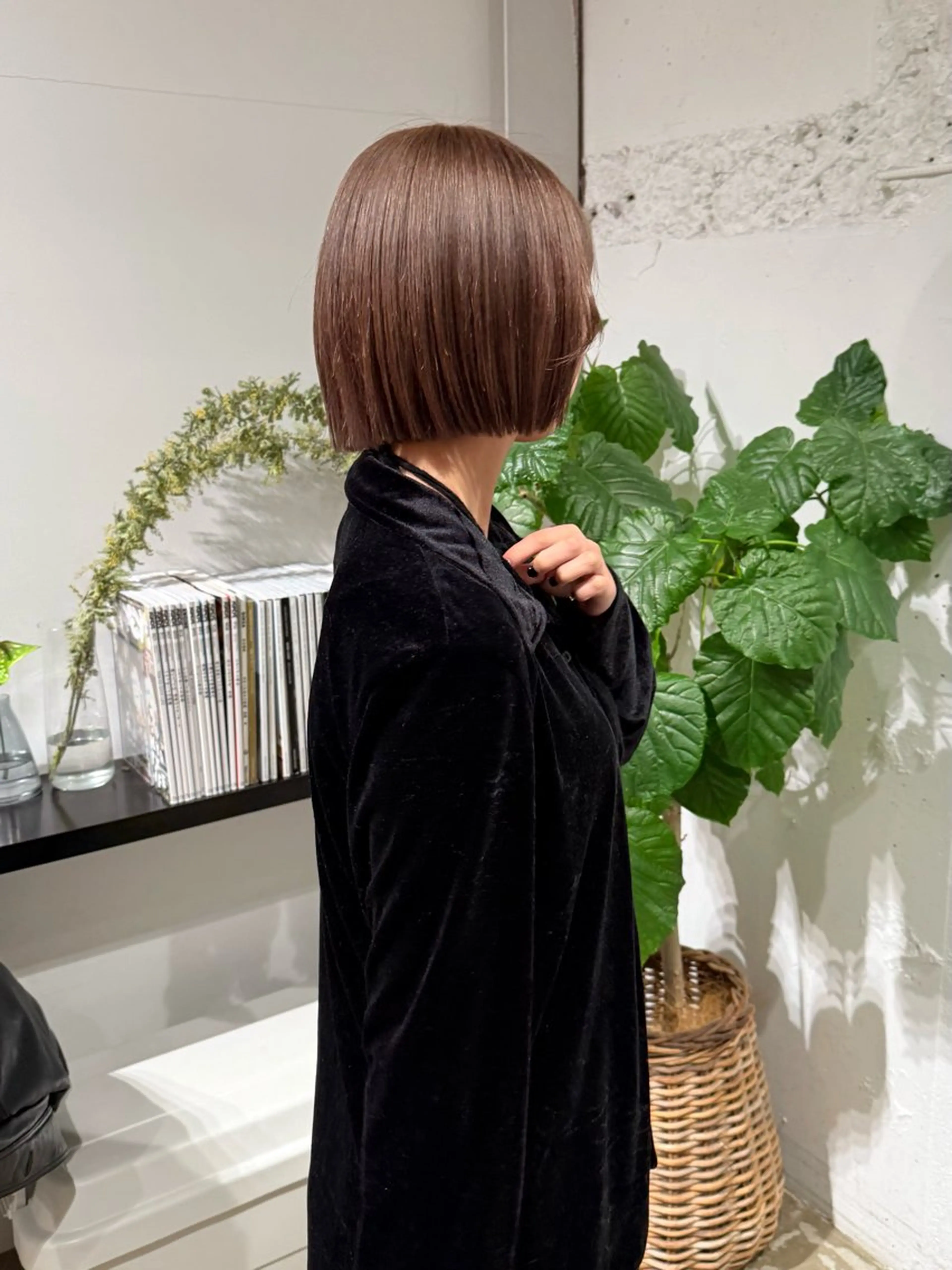 ショート カラー ブリーチ naho✂︎bob/ layerのヘアスタイル