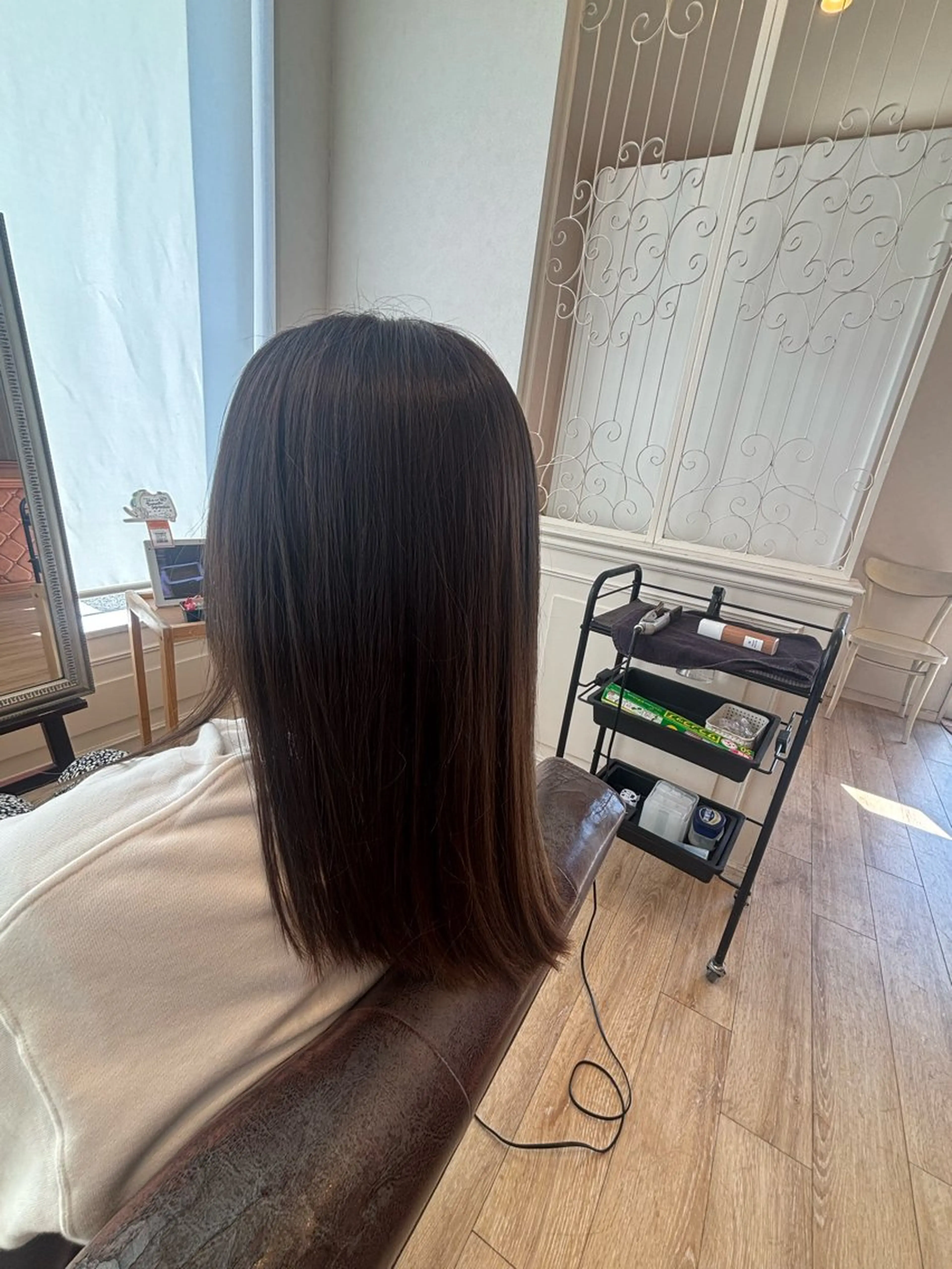 セミロング ヘアカラー 鯨井 崇太のヘアスタイル