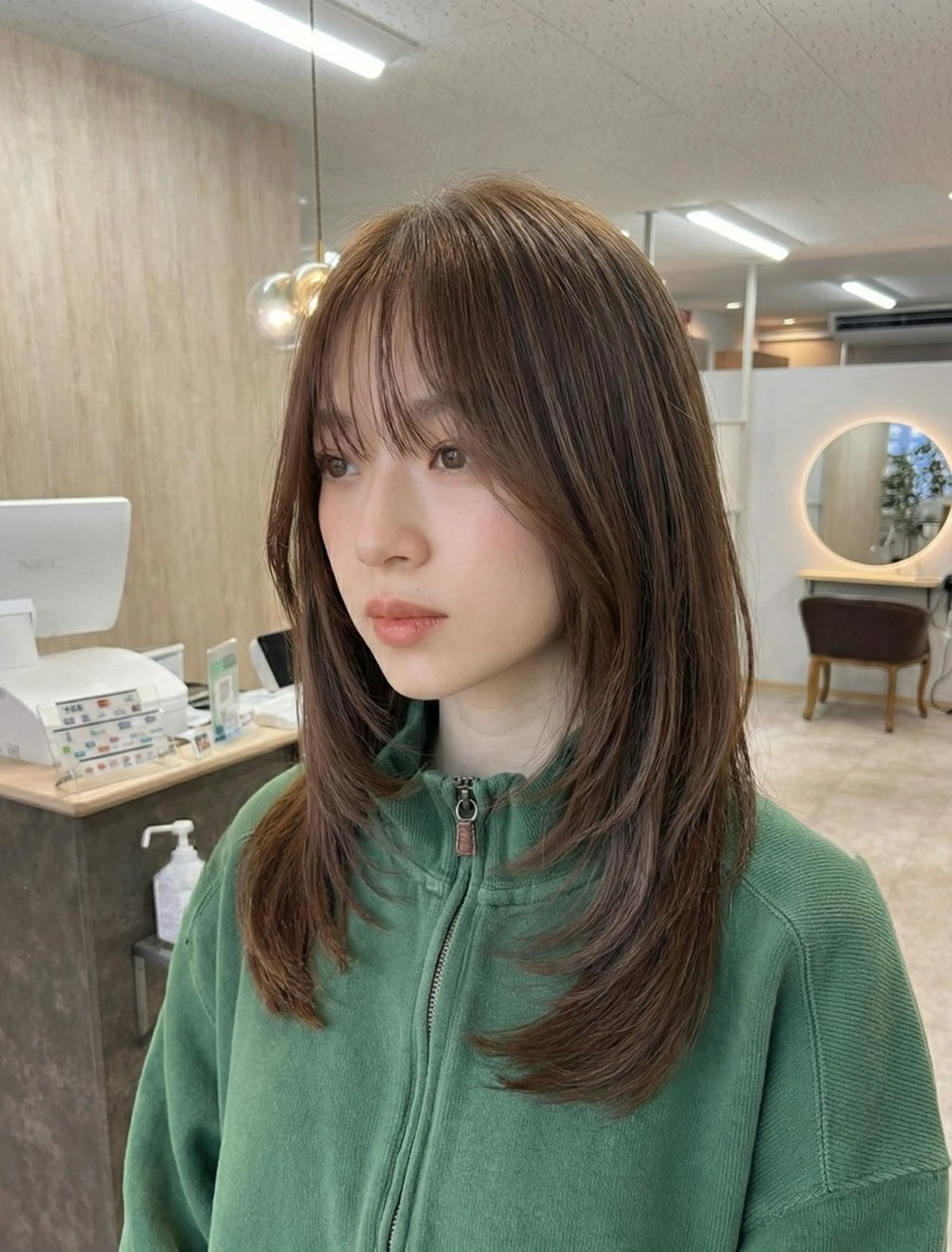 ミディアム カラー カット ヘアカラー トリートメント 口コミ140件超え 💬☘️笹岡航太のヘアスタイル