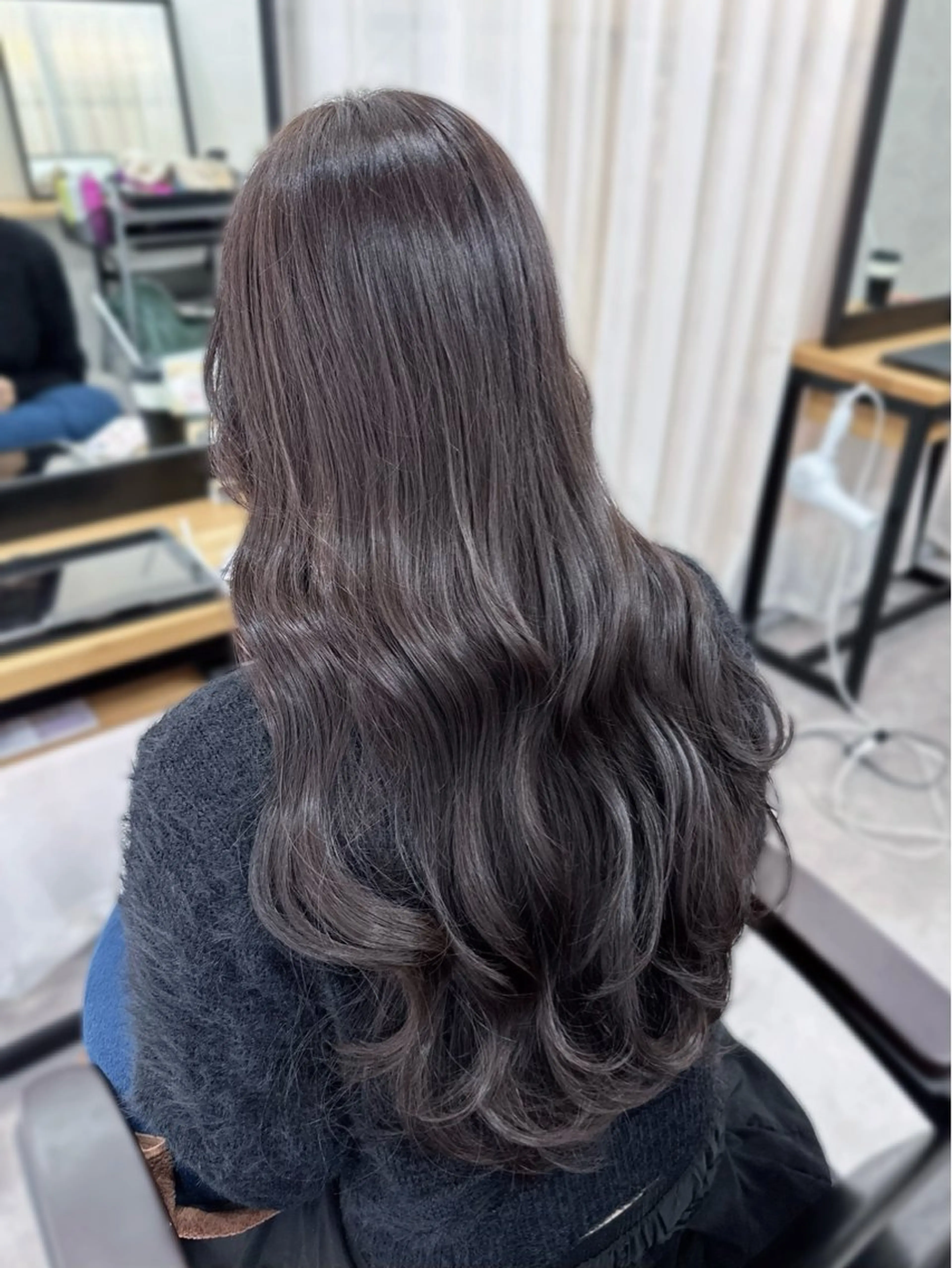 ロング カラー ラベンダーカラー 木村 美紅のヘアスタイル