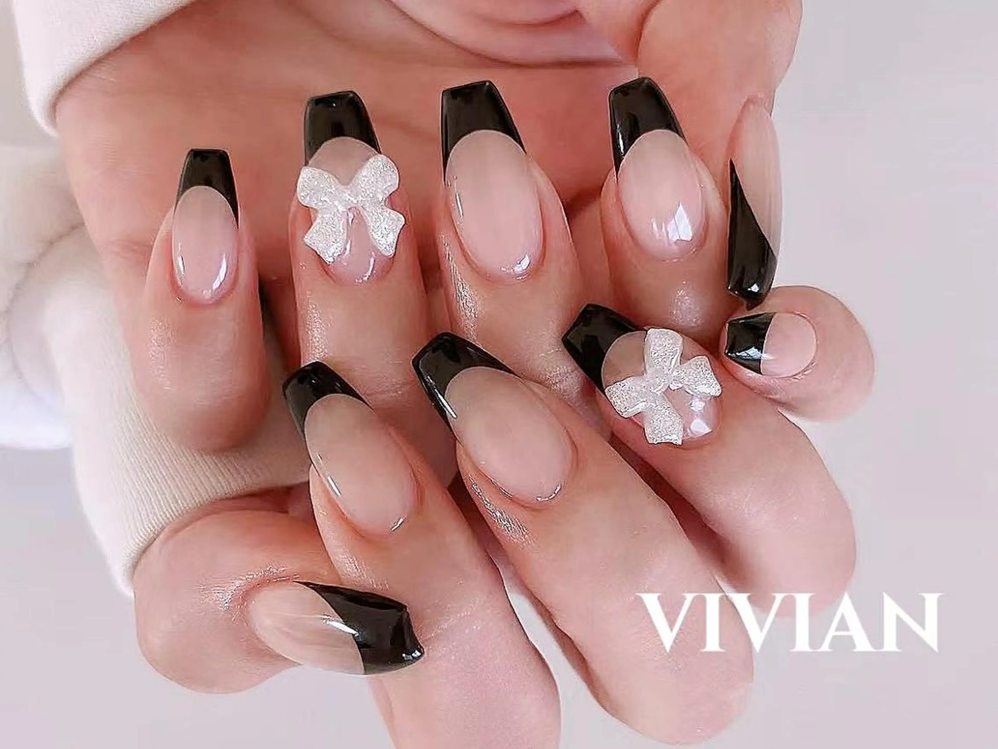 ネイル VIVIAN リサのネイルデザイン
