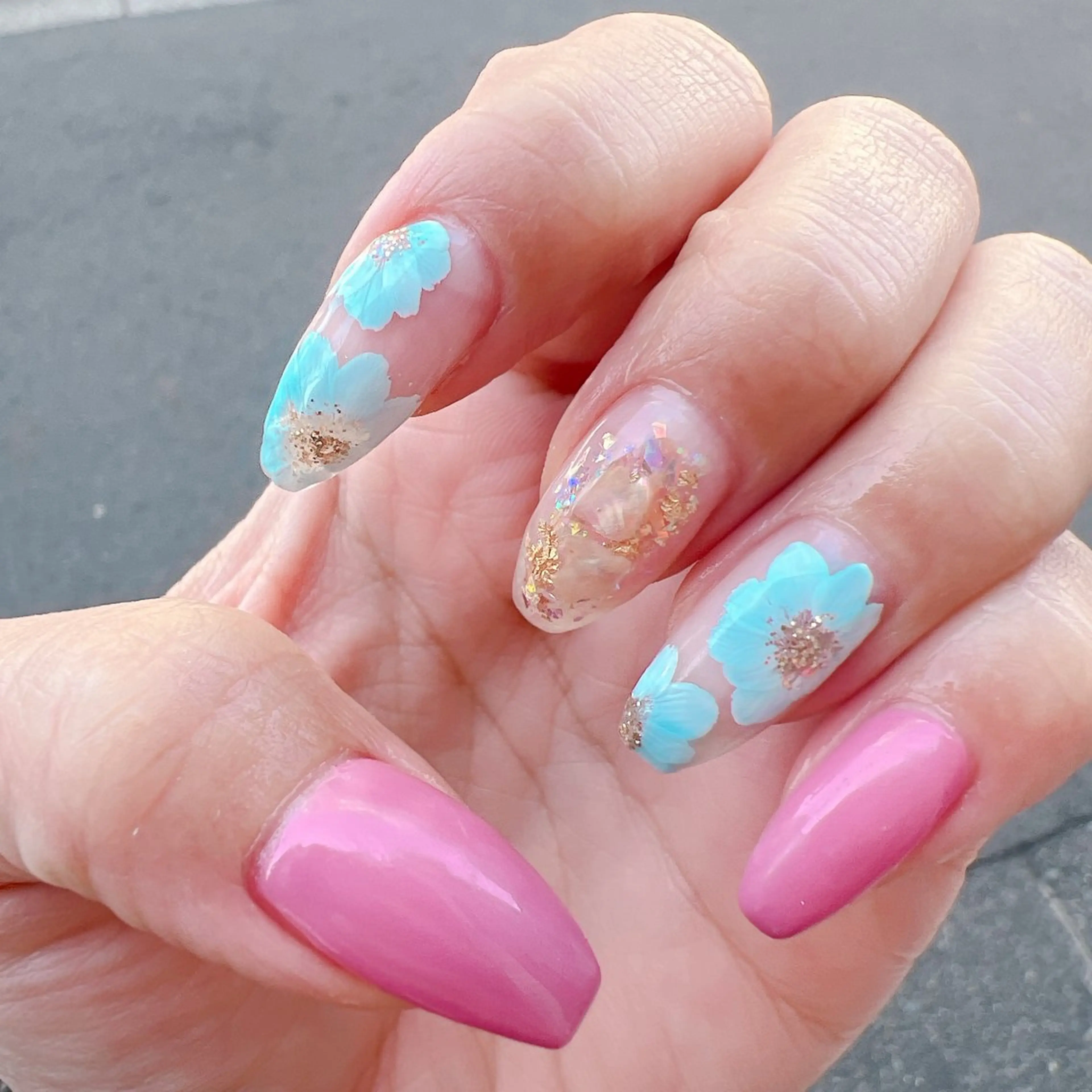 ネイル Emi lyのネイルデザイン