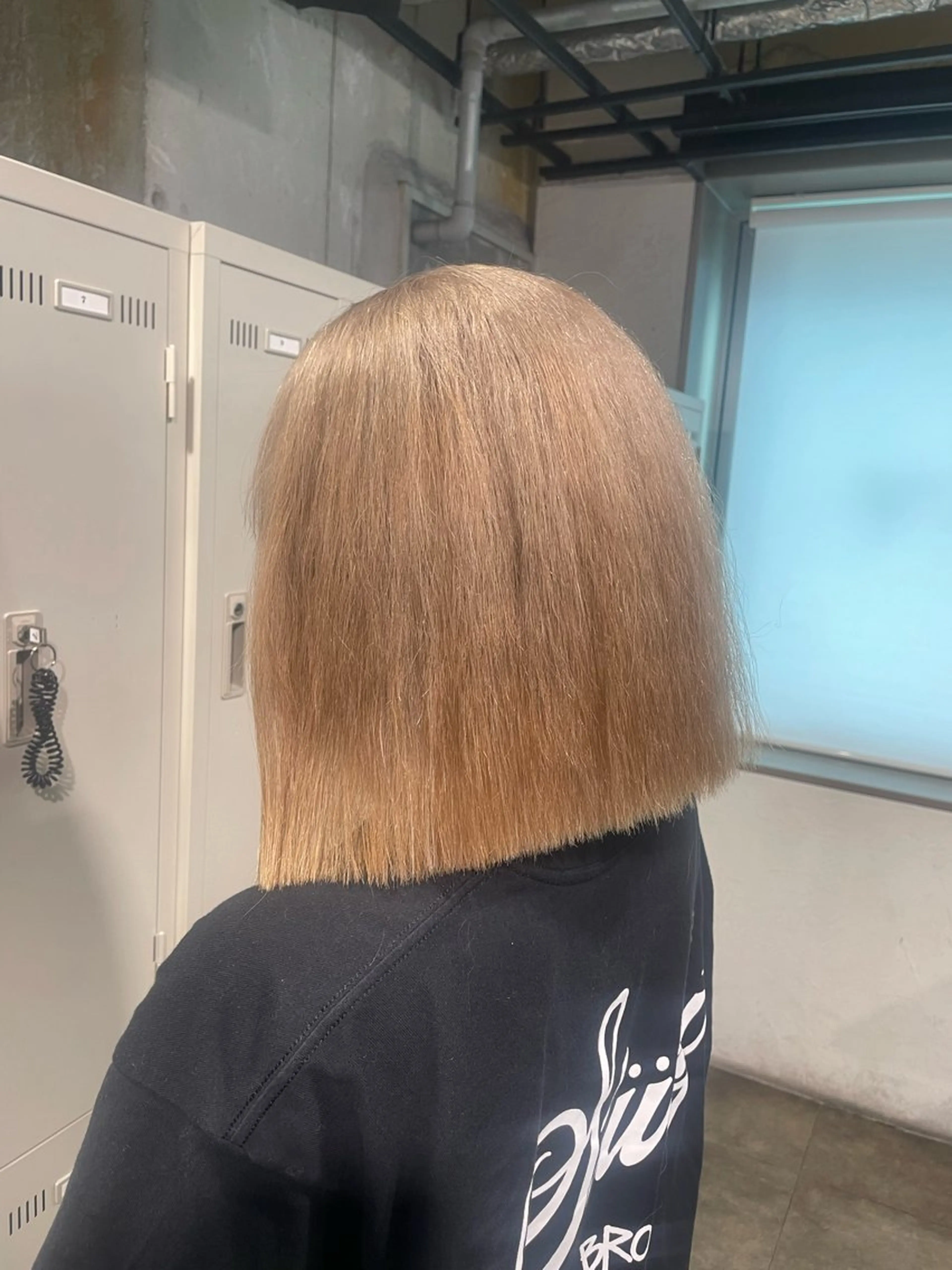 ミディアム 切りっぱなしボブ ボブ 髪質改善 トリートメント alicetokyo 🦋宮葉🦋のマツエク・マツパデザイン