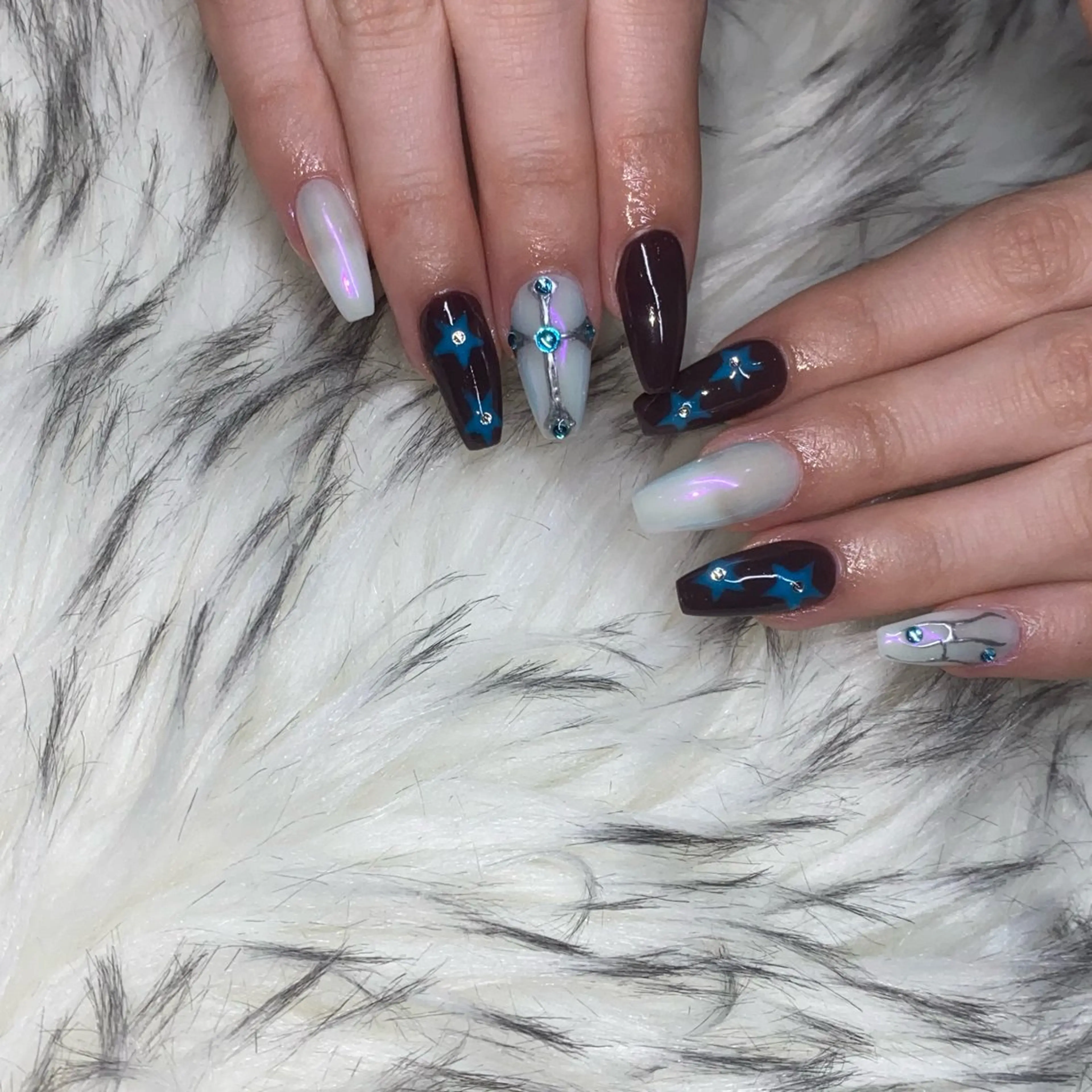 ネイル ハンドネイル la vie  Luire所属・la vie Luire ｱｽｶのネイルデザイン