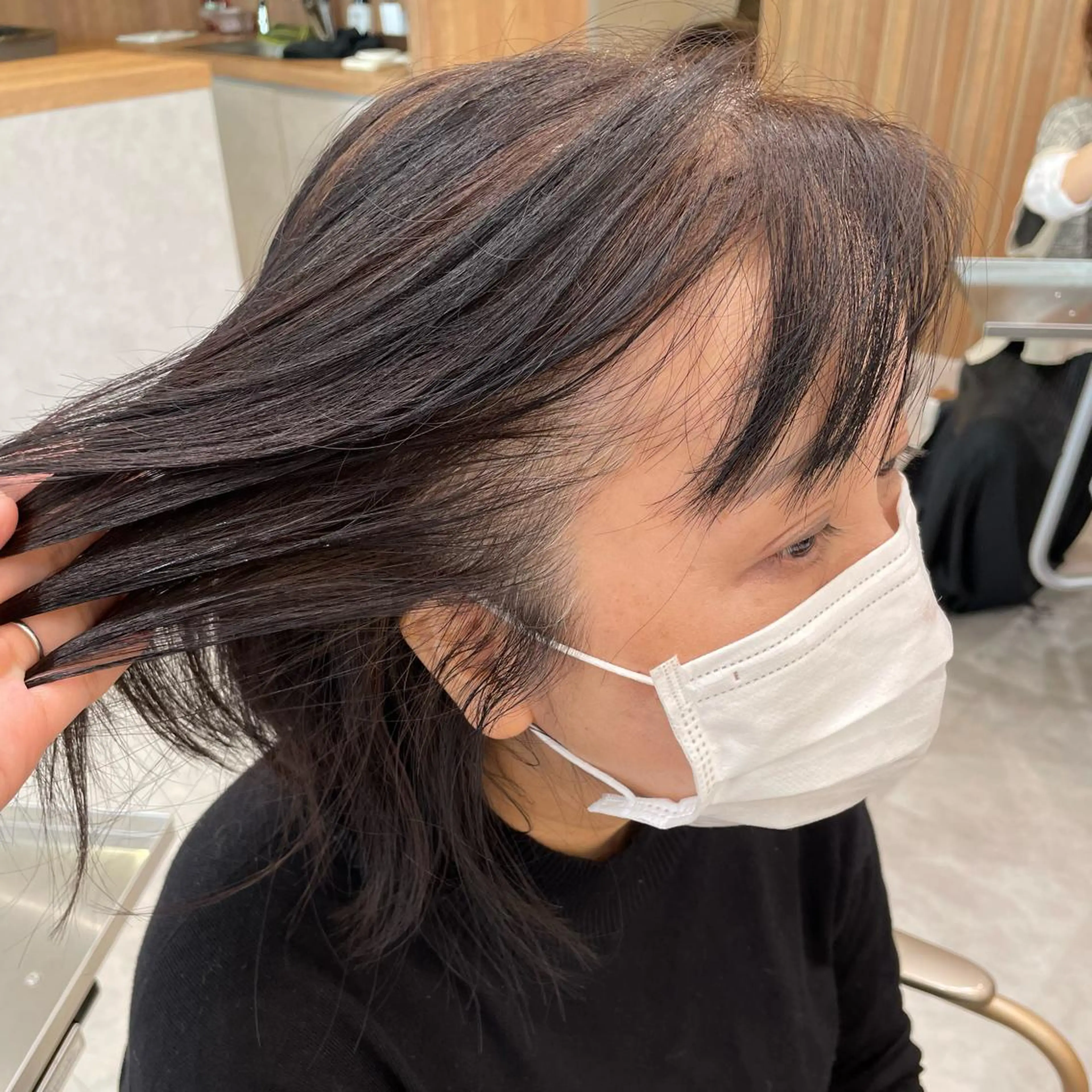 ショート カラー 井上 佳奈のヘアスタイル