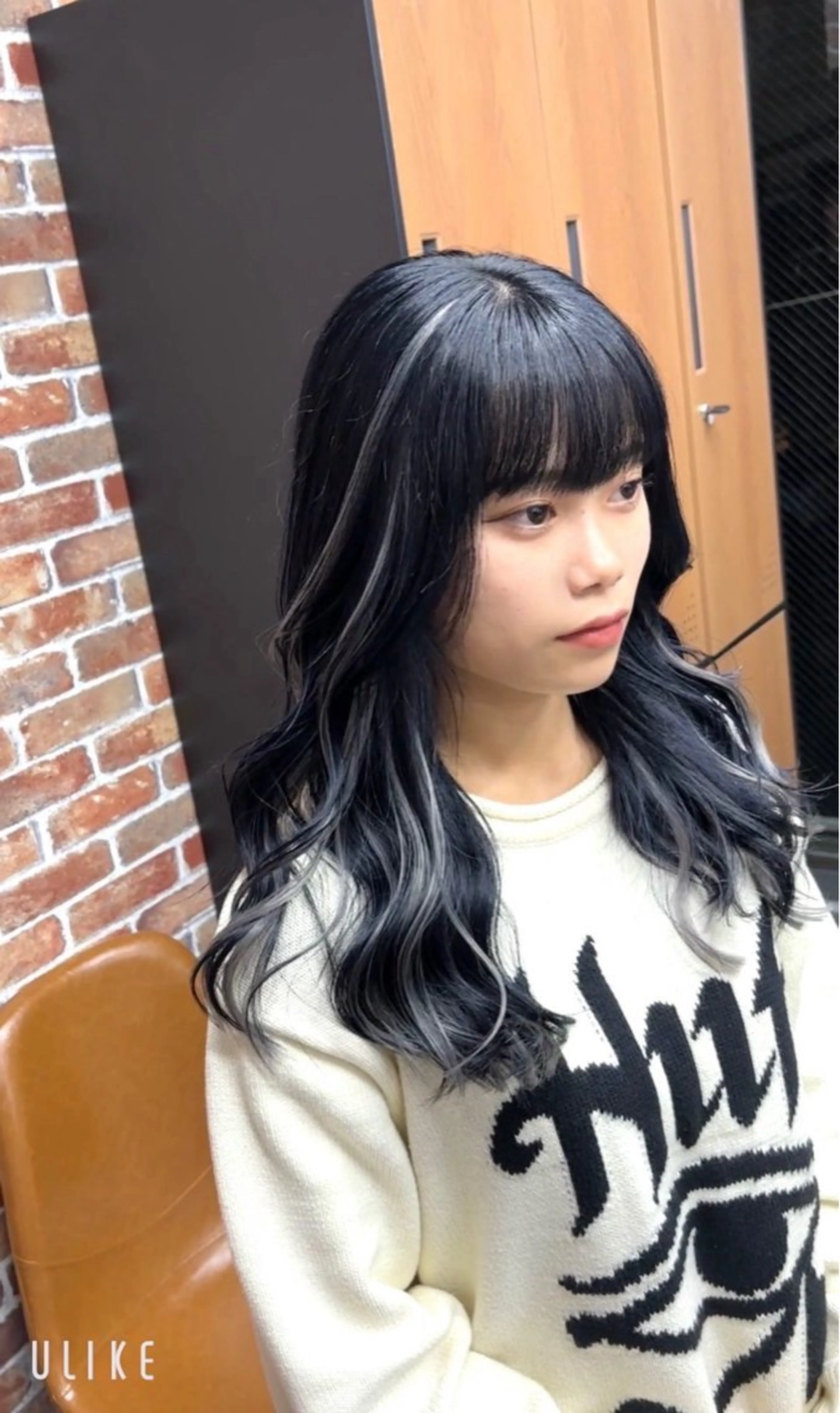 ミディアム カラー シルバー エクステ ギャルの革命児 秀斗のヘアスタイル