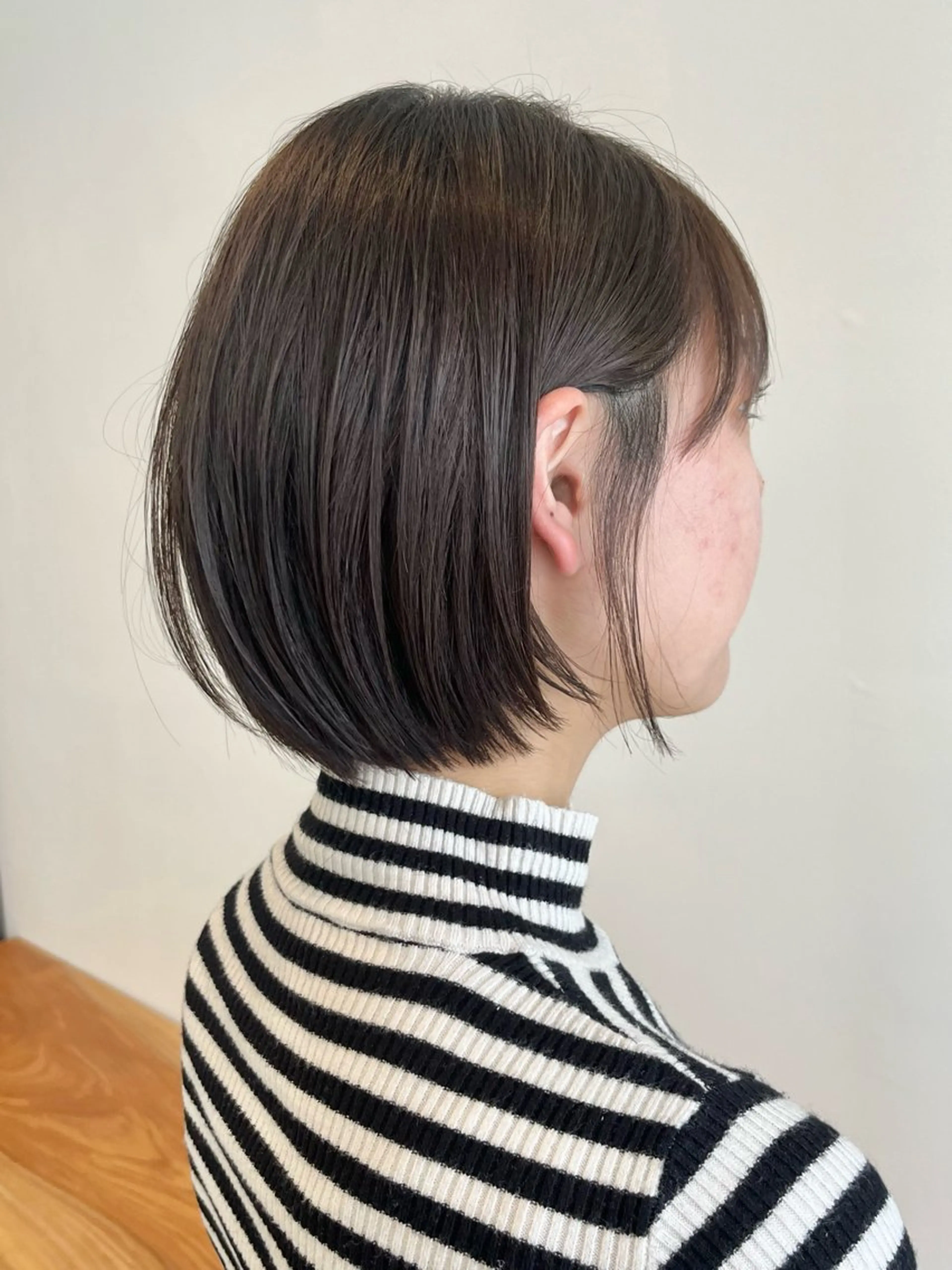 ショート カラー ショートボブ ブルーカラー ブルーグレー ブルーグレージュ グレージュ カット ヘアカラー i.Ehime所属・VIEW EHIME 齋藤  あつきのヘアスタイル