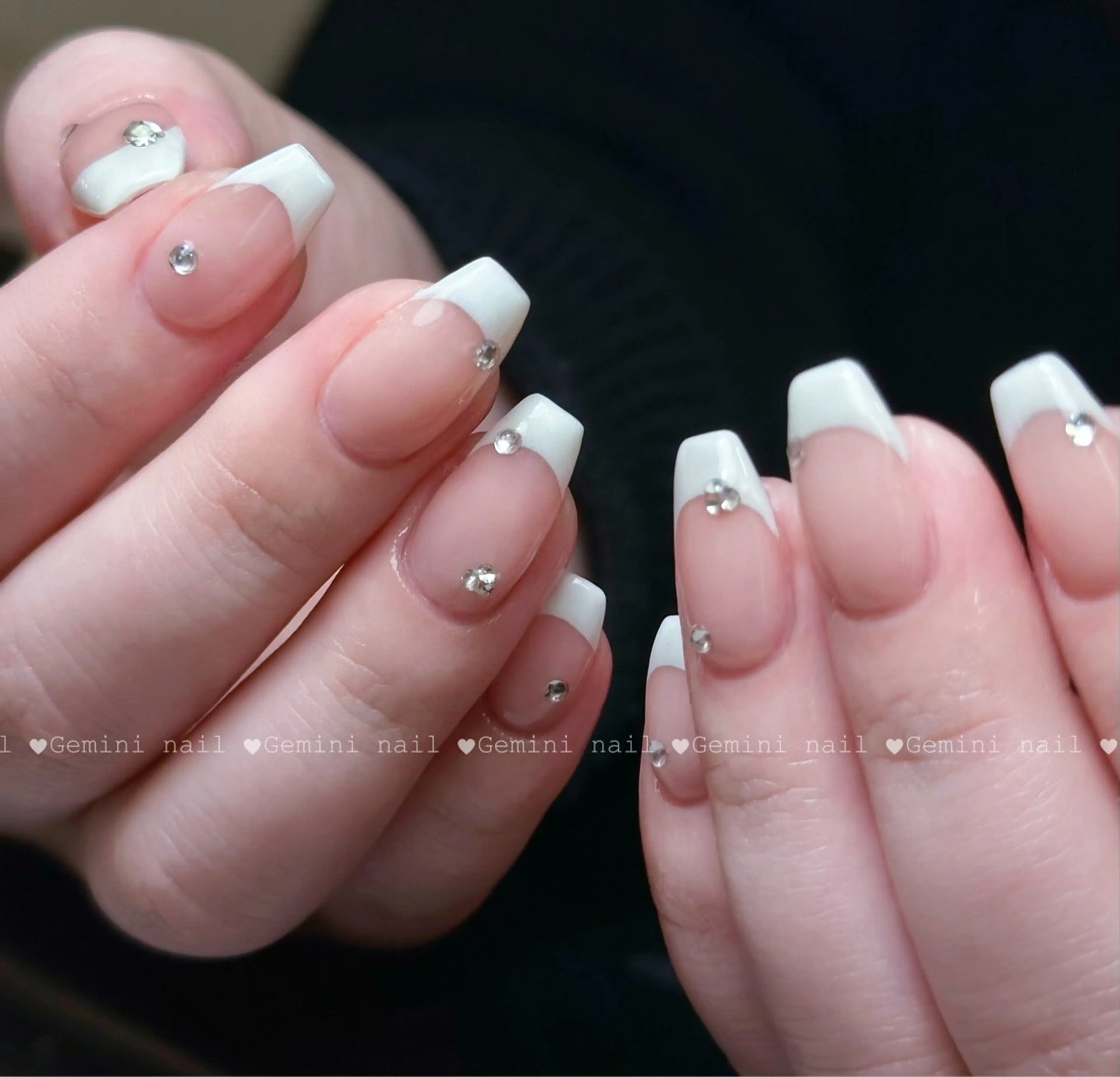ネイル ストーンネイル ハンドネイル Gemini nailのネイルデザイン