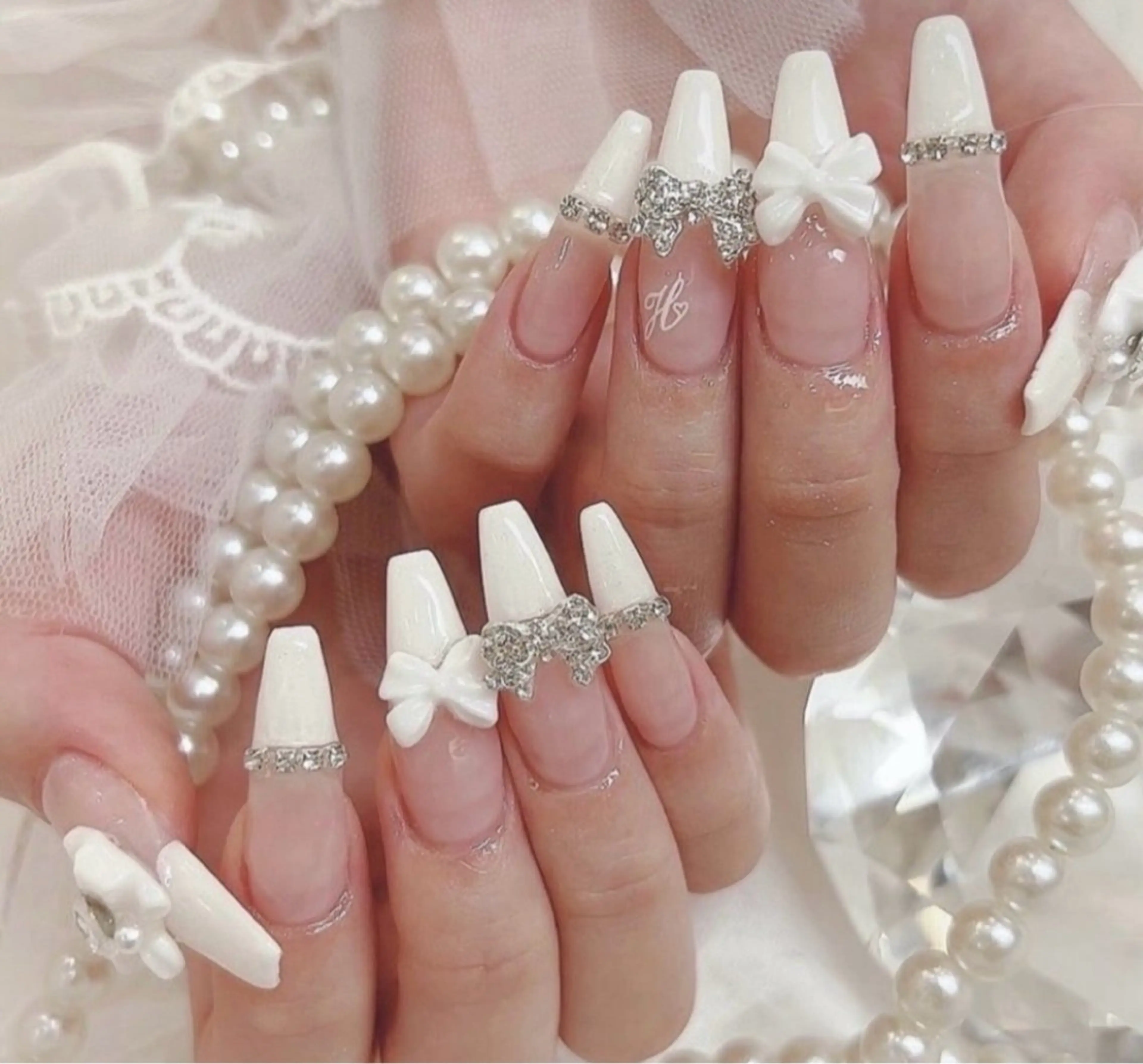 ネイル MoonHi Nail 朝霞台のネイルデザイン