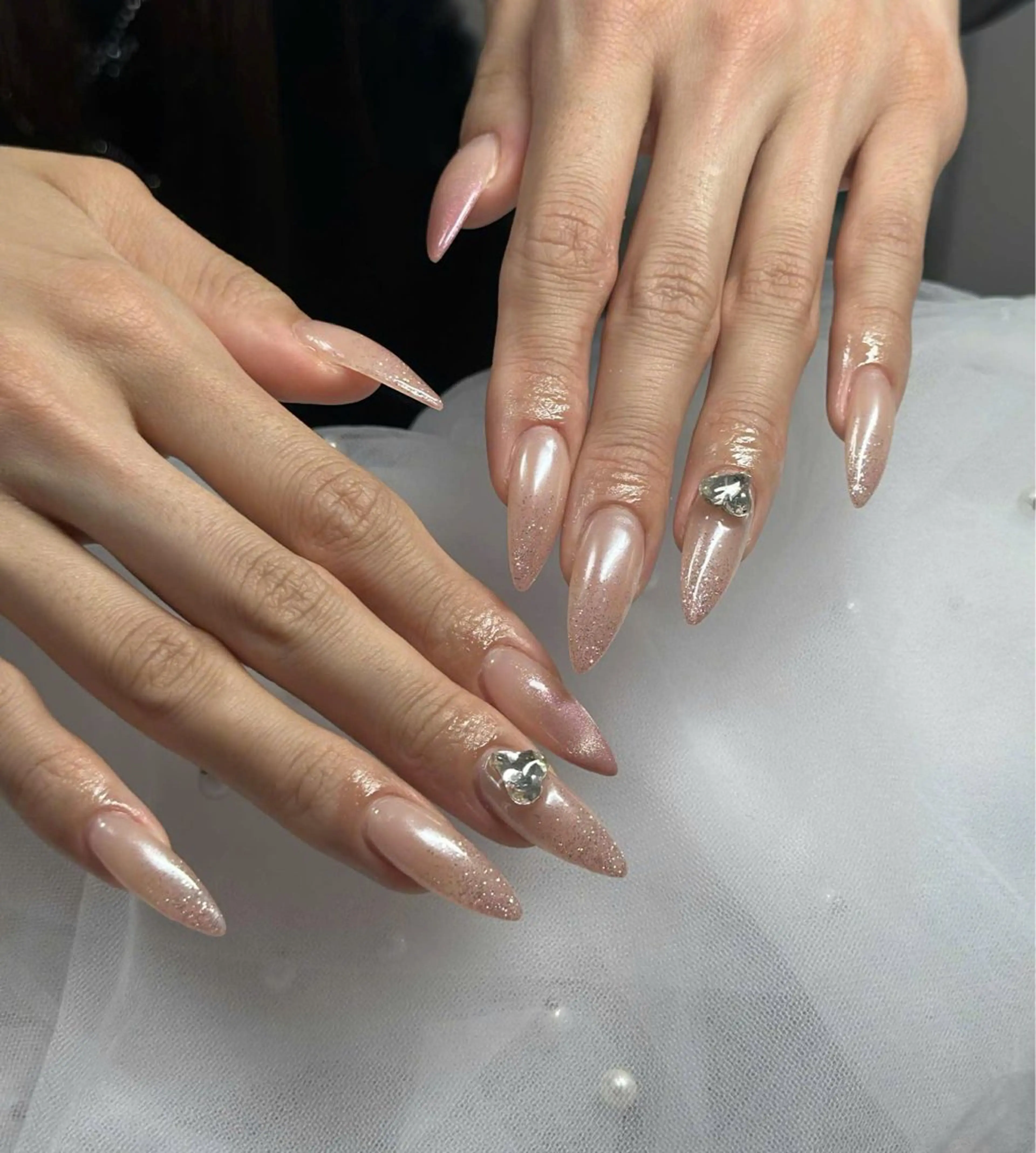 ネイル オーロラネイル フレンチネイル ジェルネイル ハロウィン キラキラネイル H.baby Nail Salonのネイルデザイン