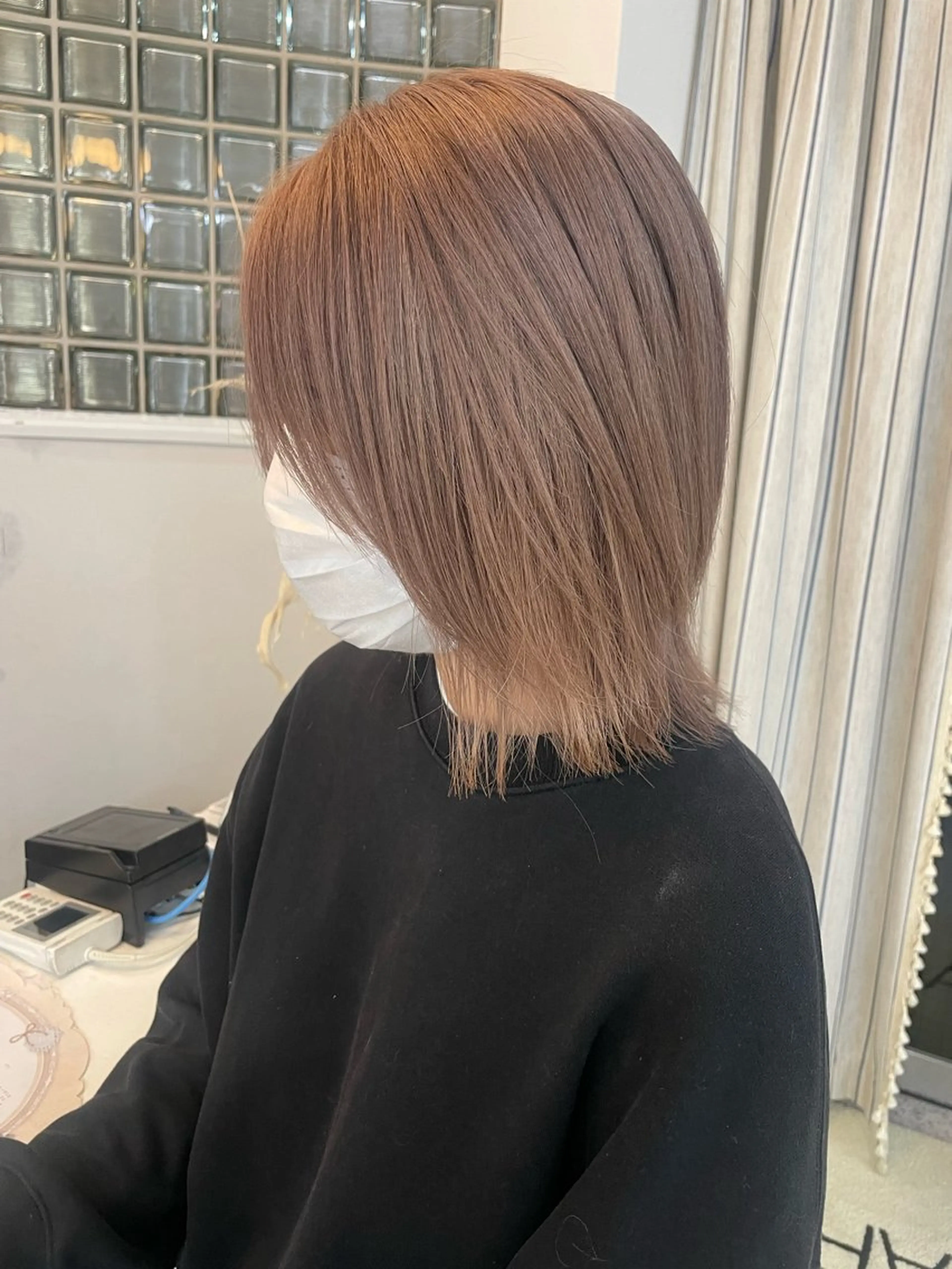 ミディアム カラー JIEN MIUのヘアスタイル