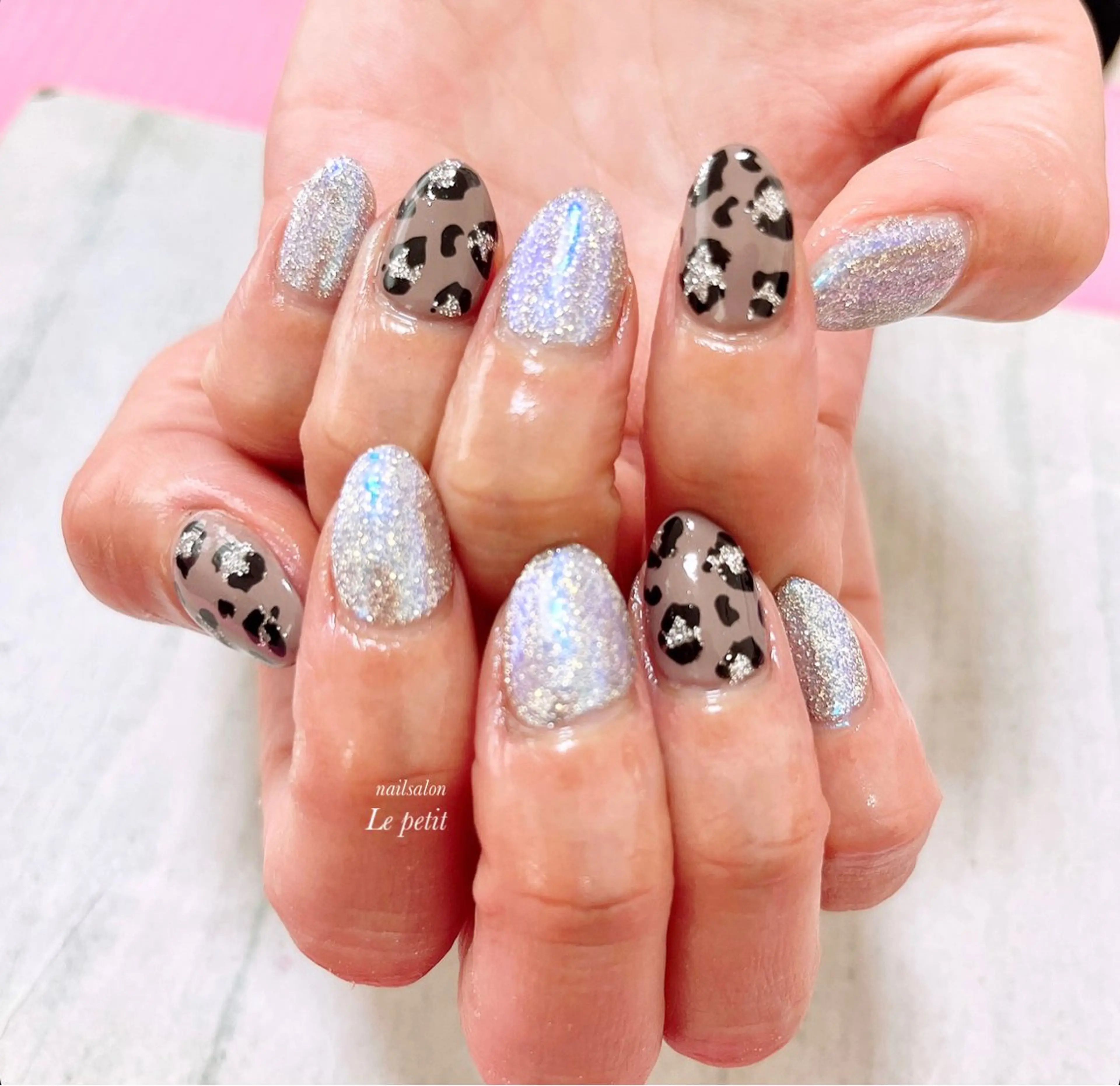 ネイル 石野 広佳のネイルデザイン