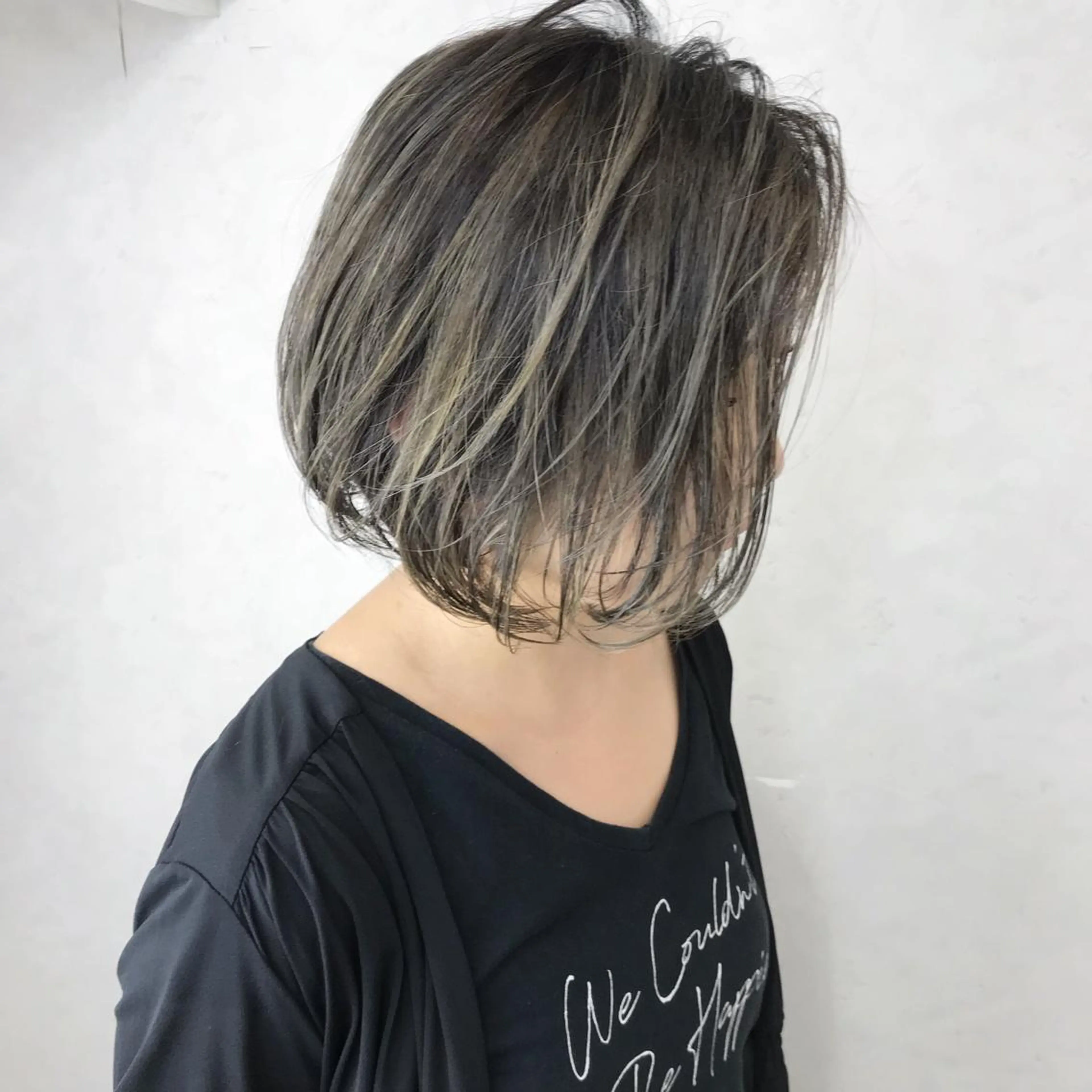 ショート カラー LUSTRE クロサワのヘアスタイル