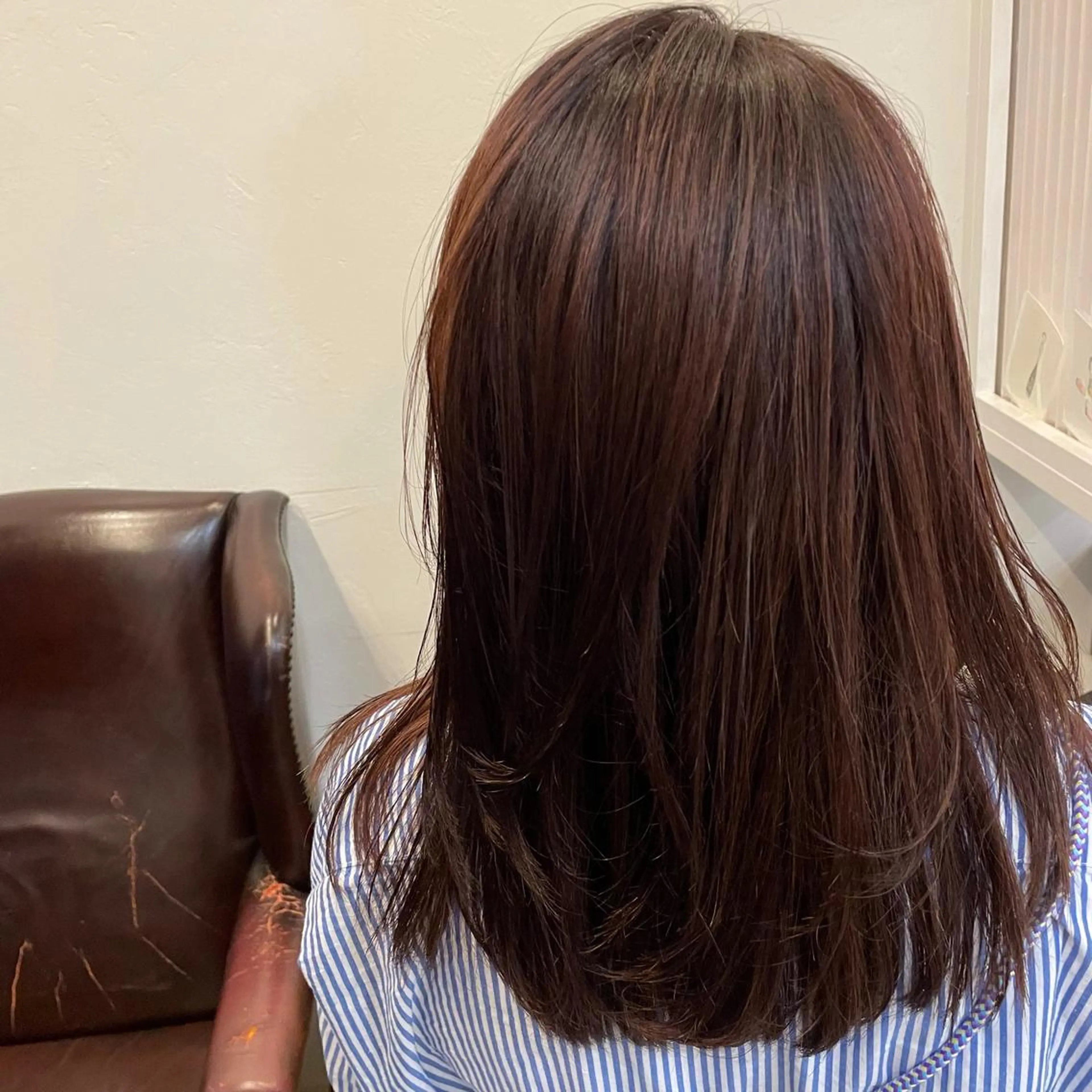 セミロング カラー ベージュカラー ピンクカラー ピンクベージュ 畠山 渚のヘアスタイル