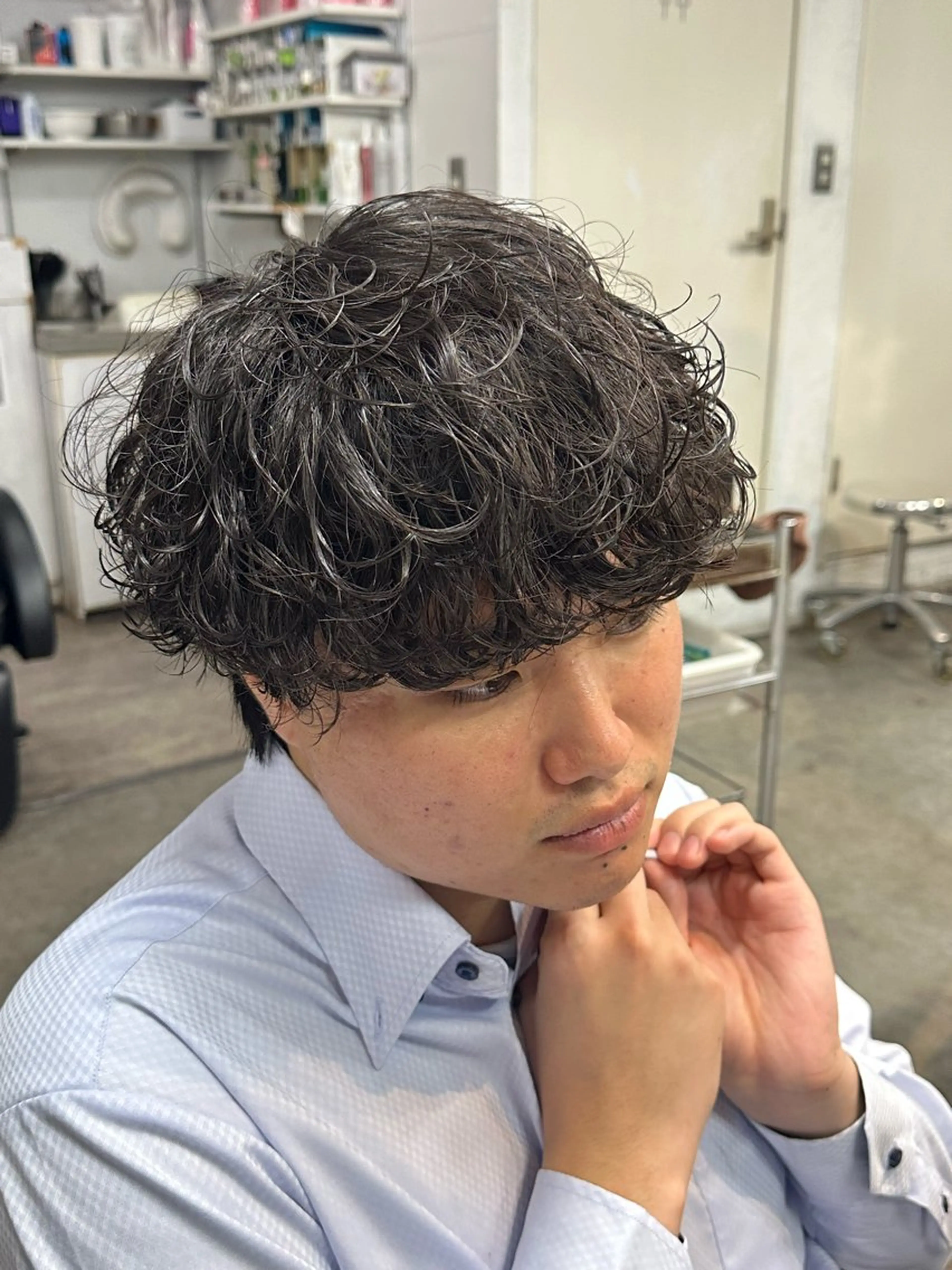 パーマ メンズ フェザーパーマ マッシュ メンズパーマ 学生（メンズ向け） メンズツイストパーマ カット パーマ fifth men's原宿所属・fifth/原宿/ シャドウパーマ/カズのヘアスタイル