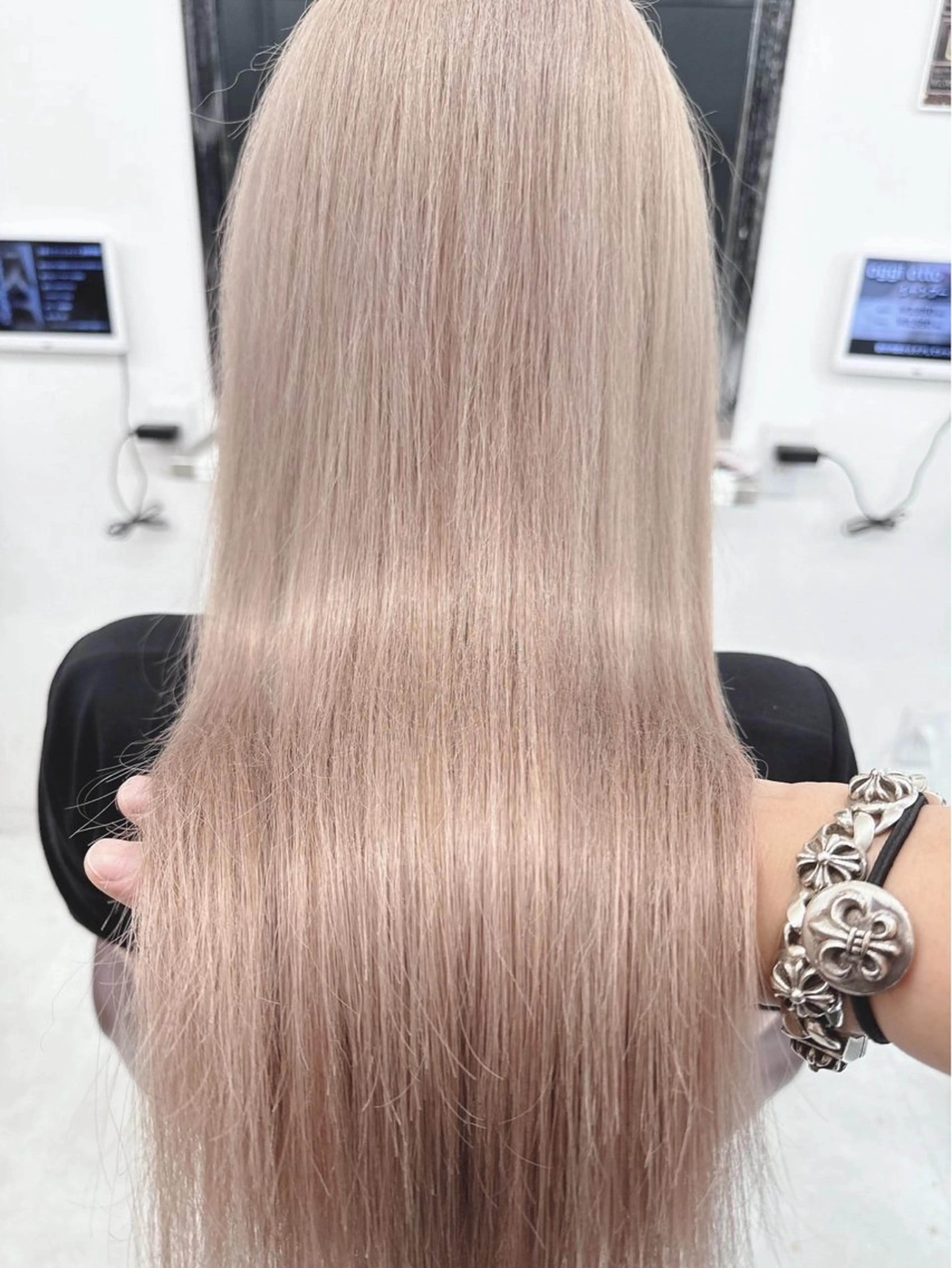 カラーメニューに組み合わせてお使いください✨オッジオットフルコーストリートメントの写真