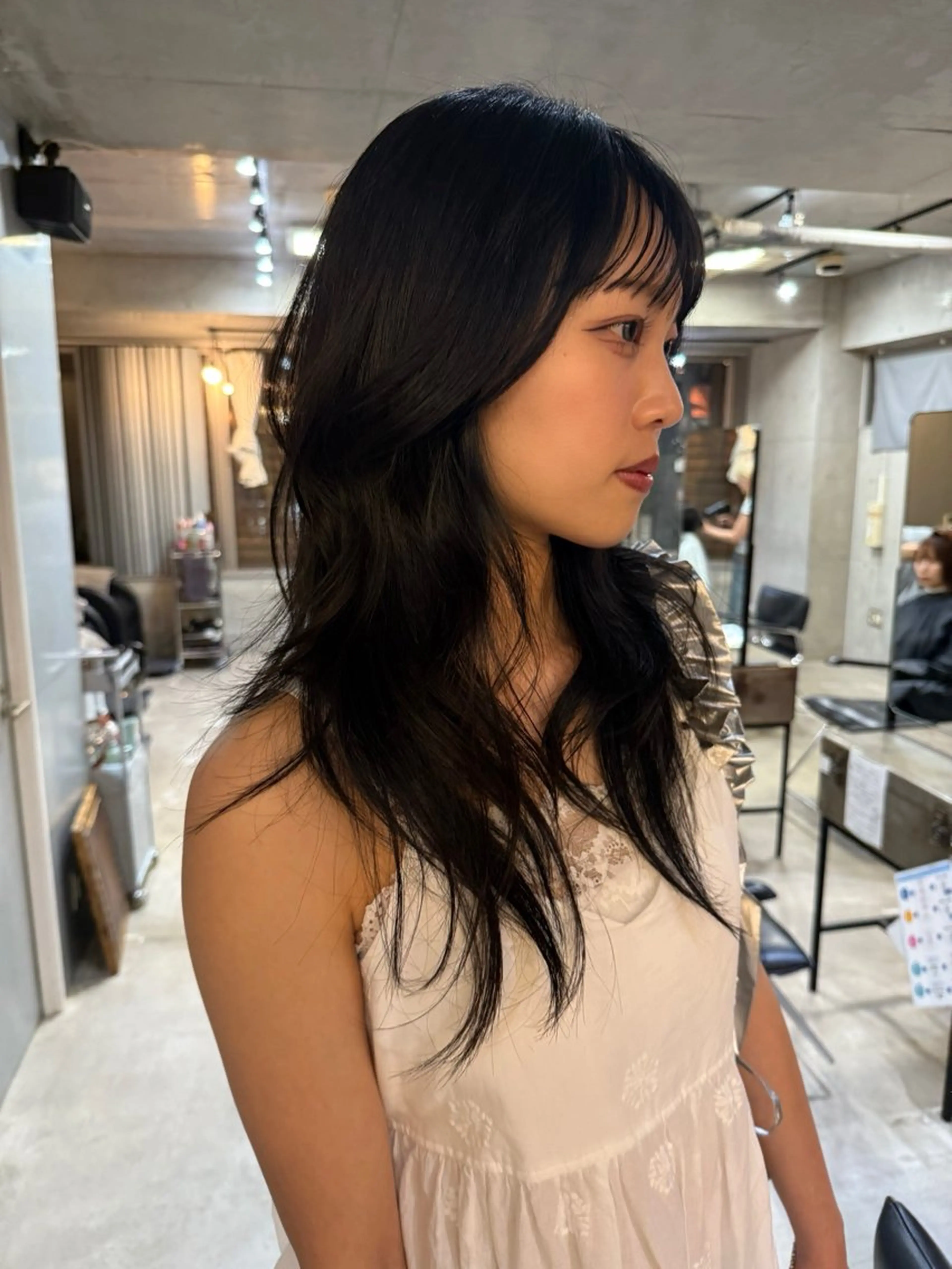 ロング ロングレイヤー くびれヘア 顔まわりレイヤー 韓国風ヘア くびれレイヤー カット トリートメント レイヤーカット\ウル フ　chinatsuのヘアスタイル