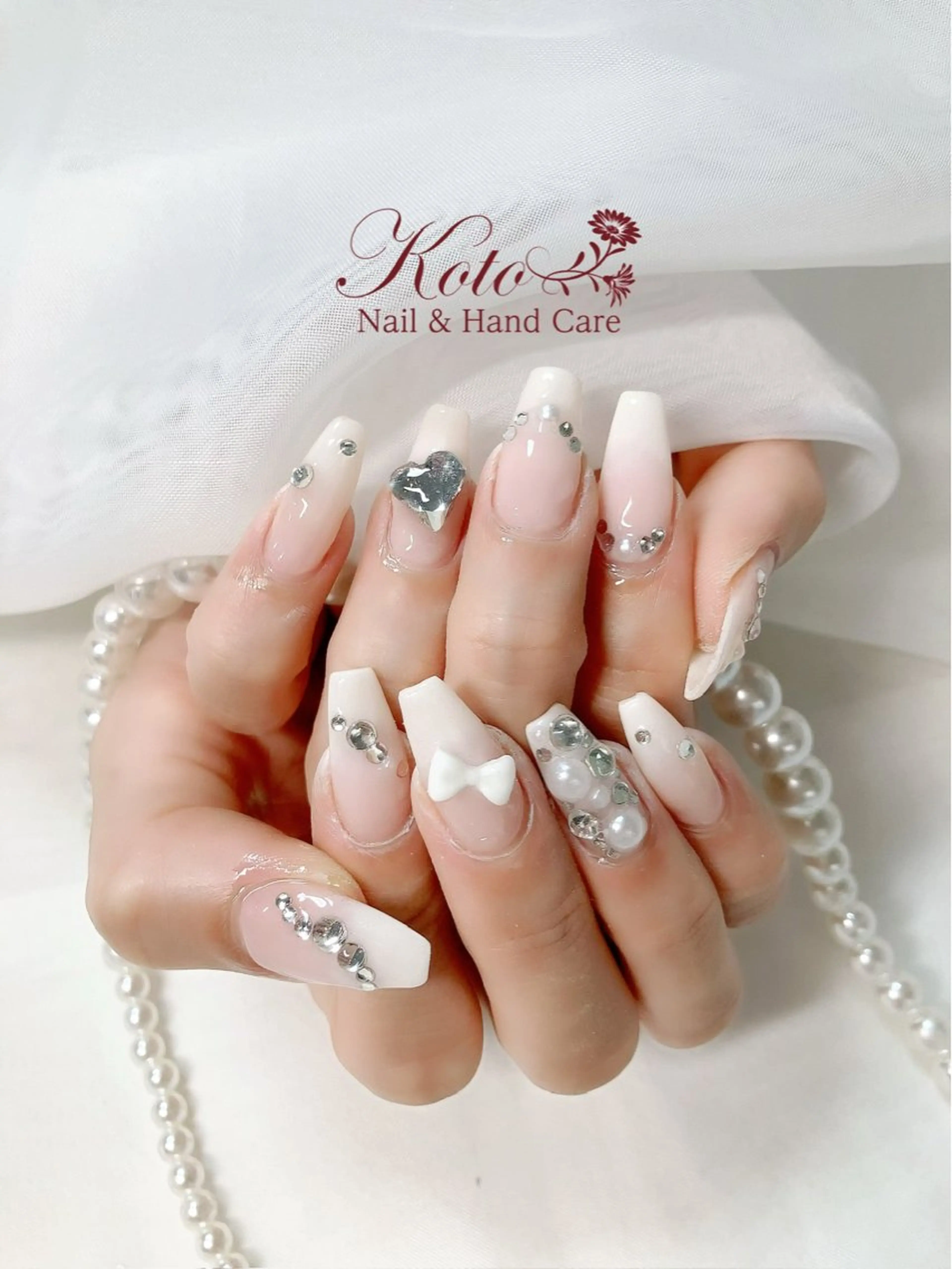 ネイル 長さ出し ジェルネイル 持ち込み ニュアンスネイル 赤色 Risa ネイルサロンKOTOのネイルデザイン