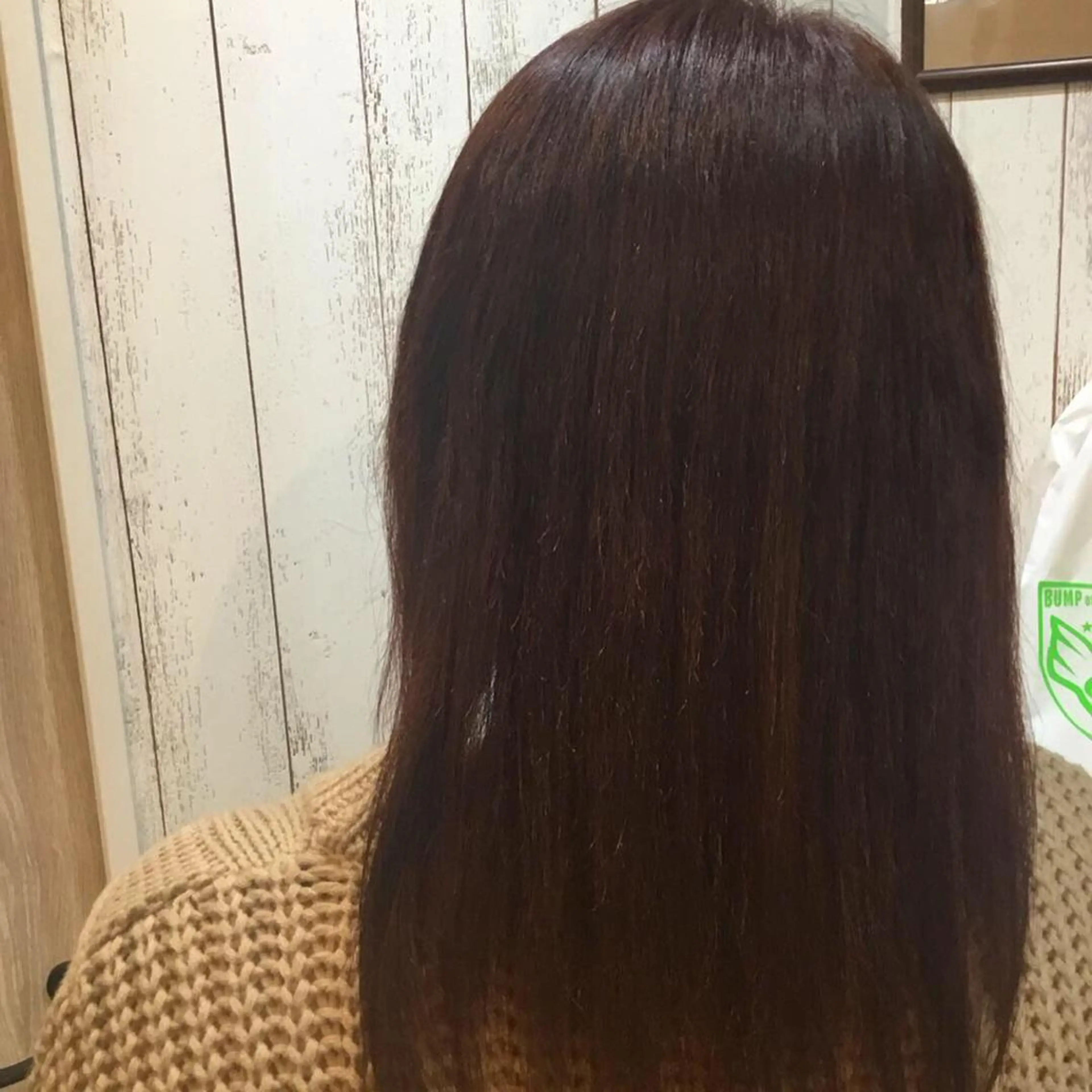 セミロング カラー embrace エンブレイスのヘアスタイル