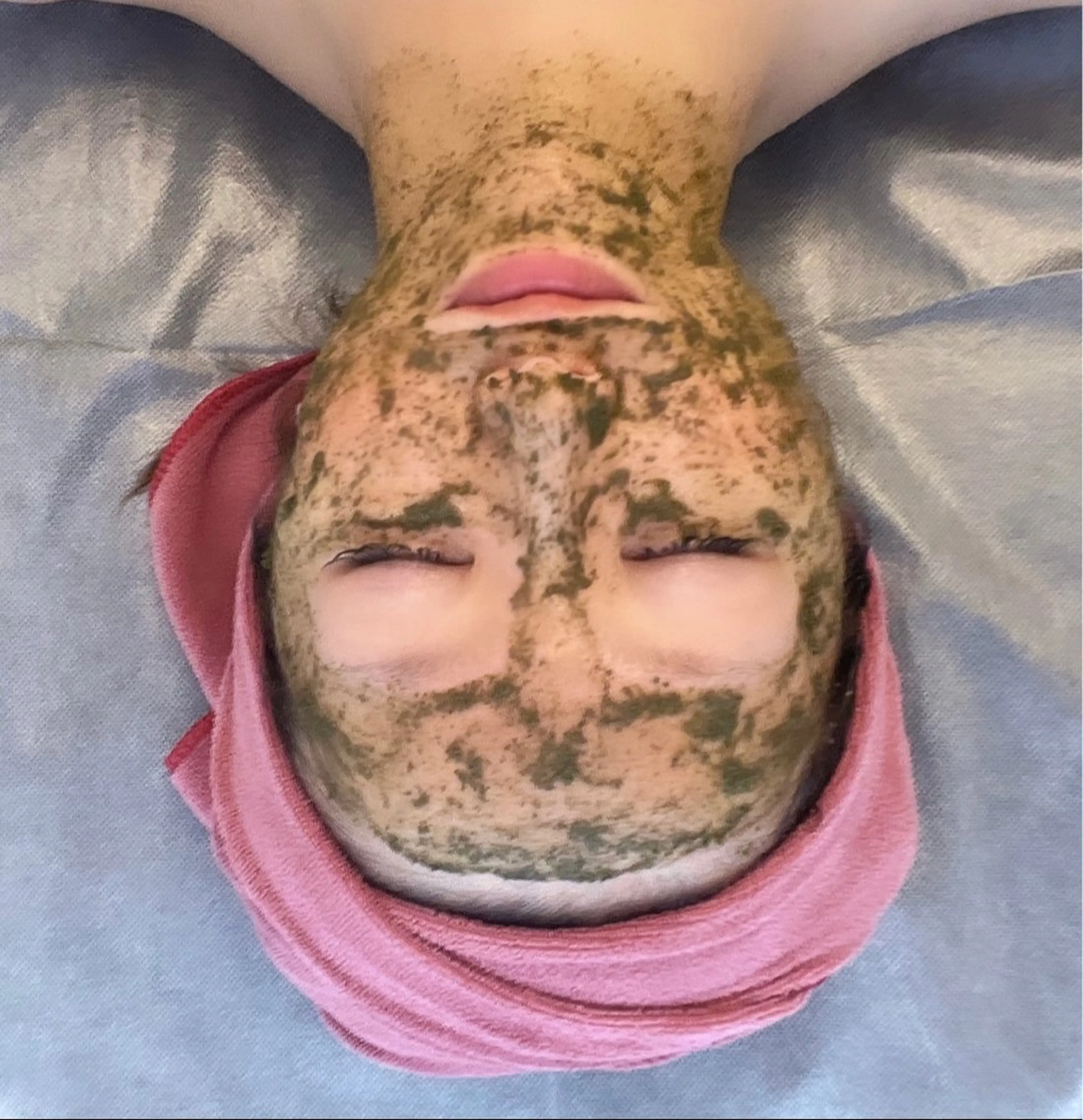 ハーブピーリング1g¥5,500+【小鼻🍓毛穴黒ずみ】パックプレゼント🩶の写真