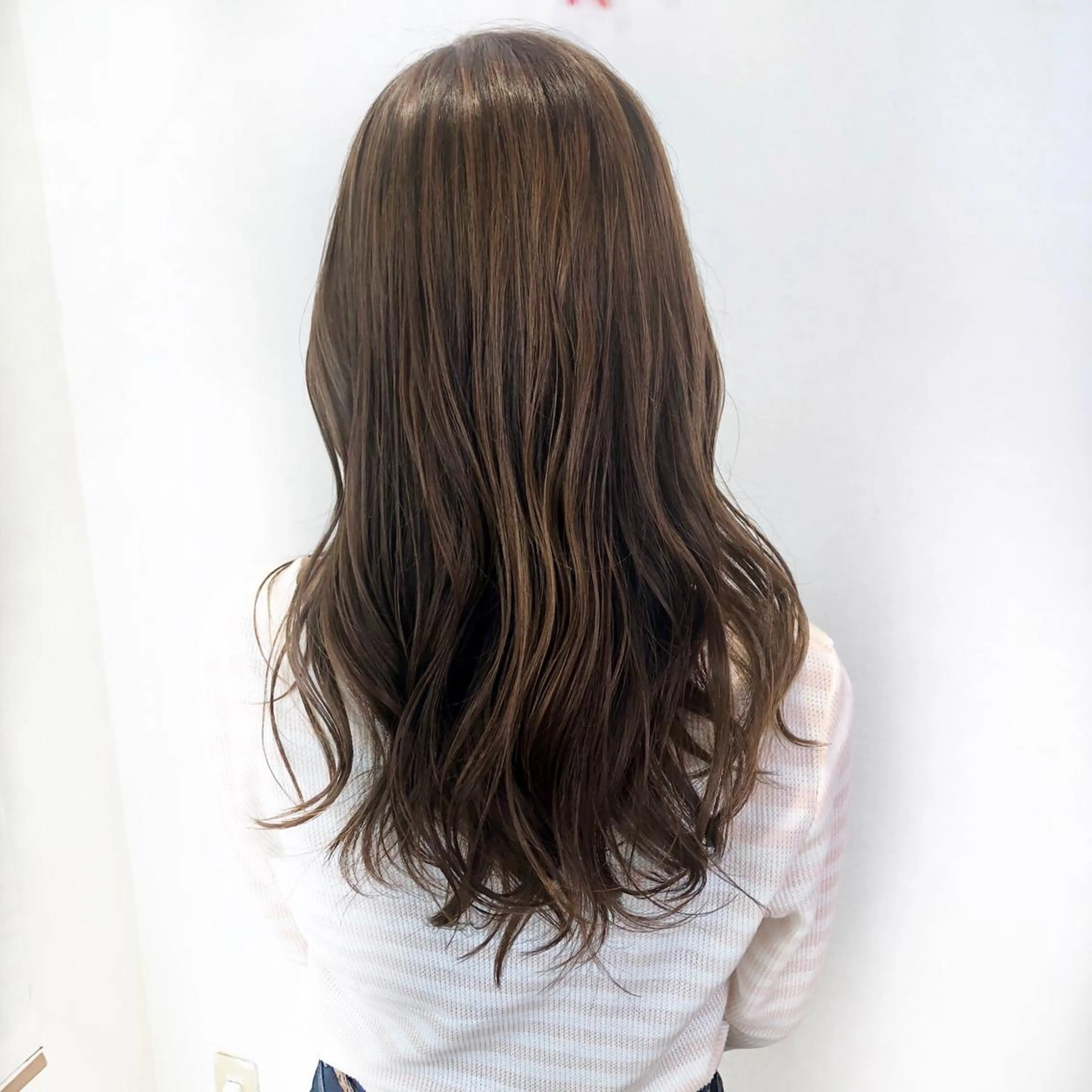 ロング カラー ベージュカラー ピンクカラー ピンクベージュ 小顔レイヤー/ ベージュ🤍Rieのヘアスタイル