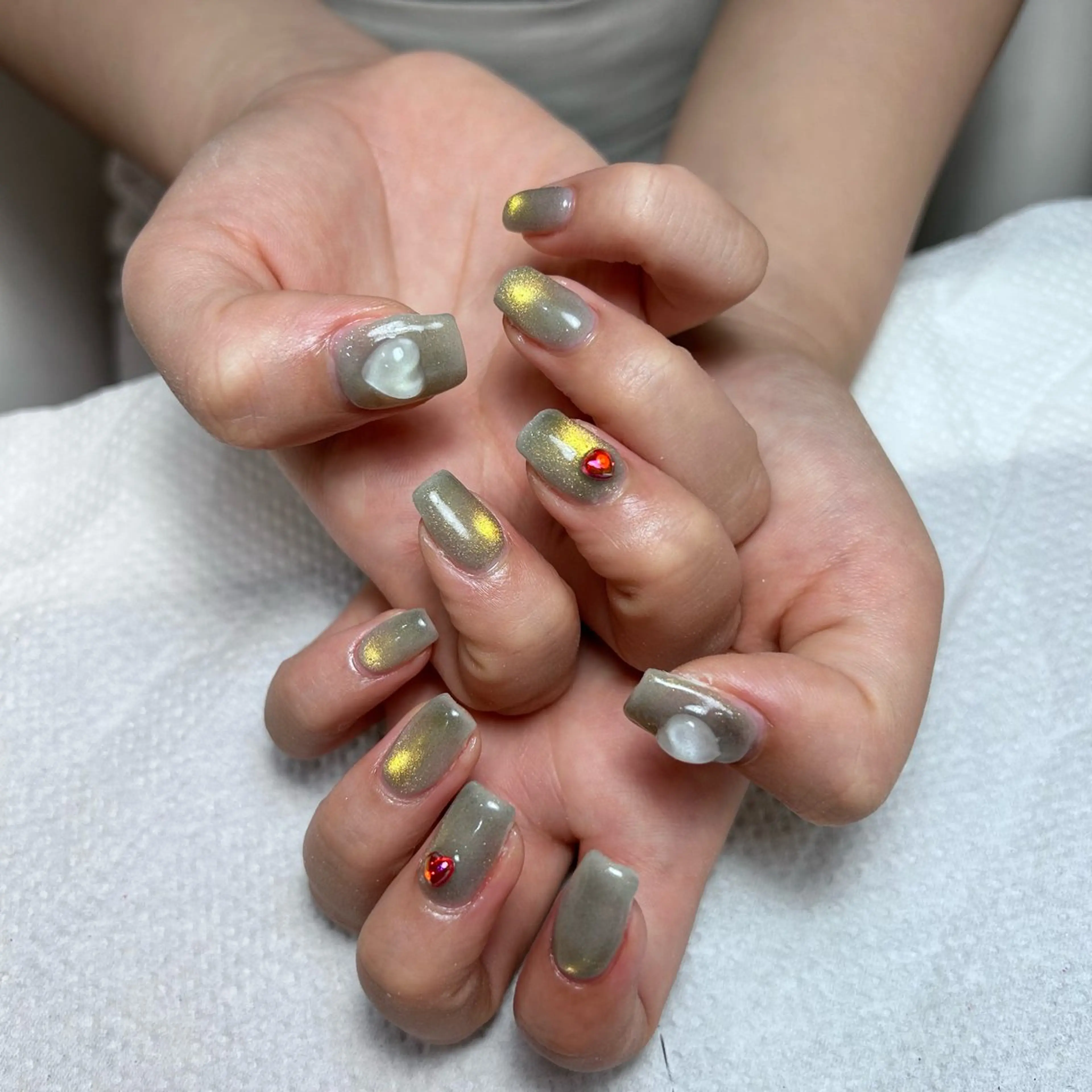 ネイル マグネットネイル ハンドネイル ORCA nailsalonのネイルデザイン